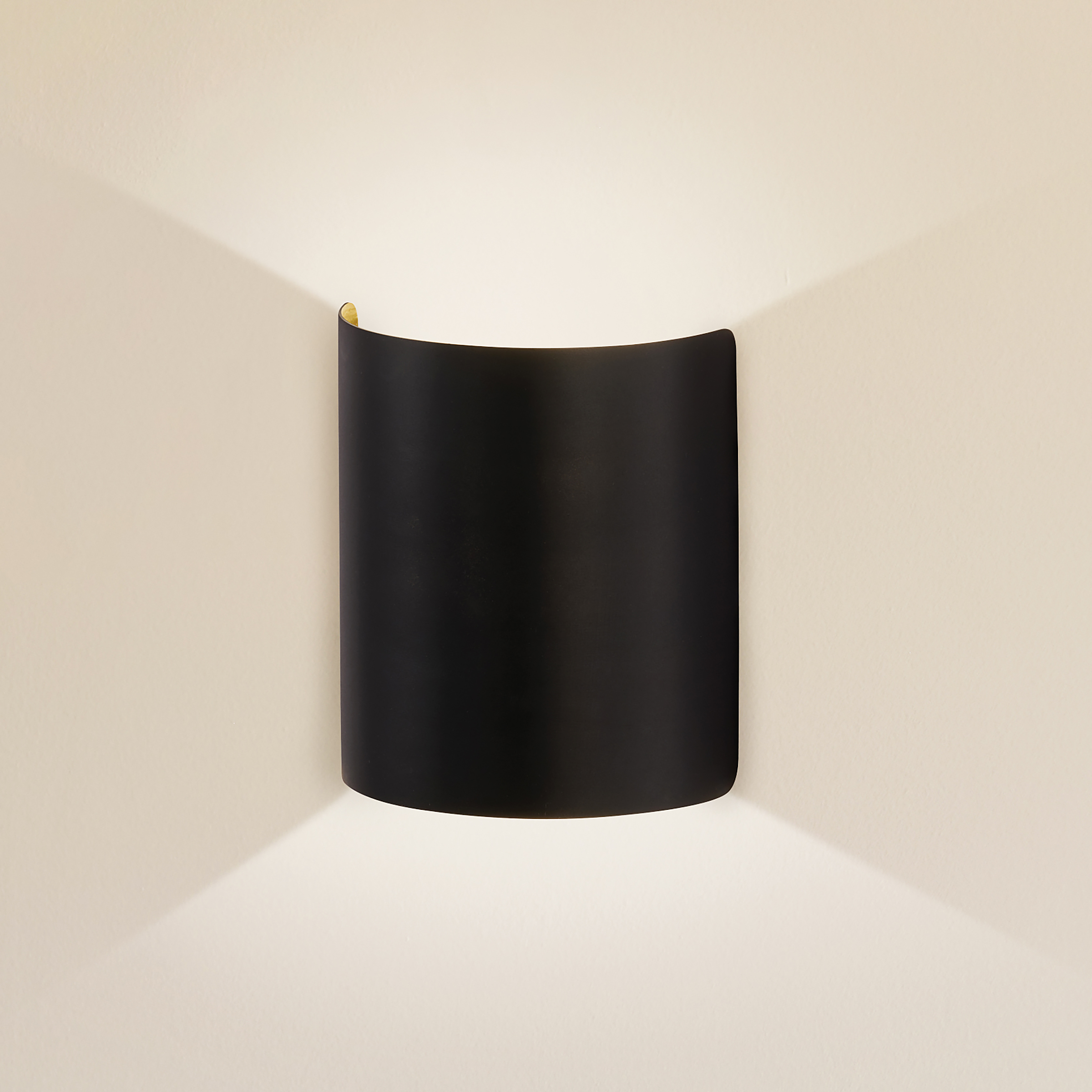 LED-Wandleuchte Halv Schwarz