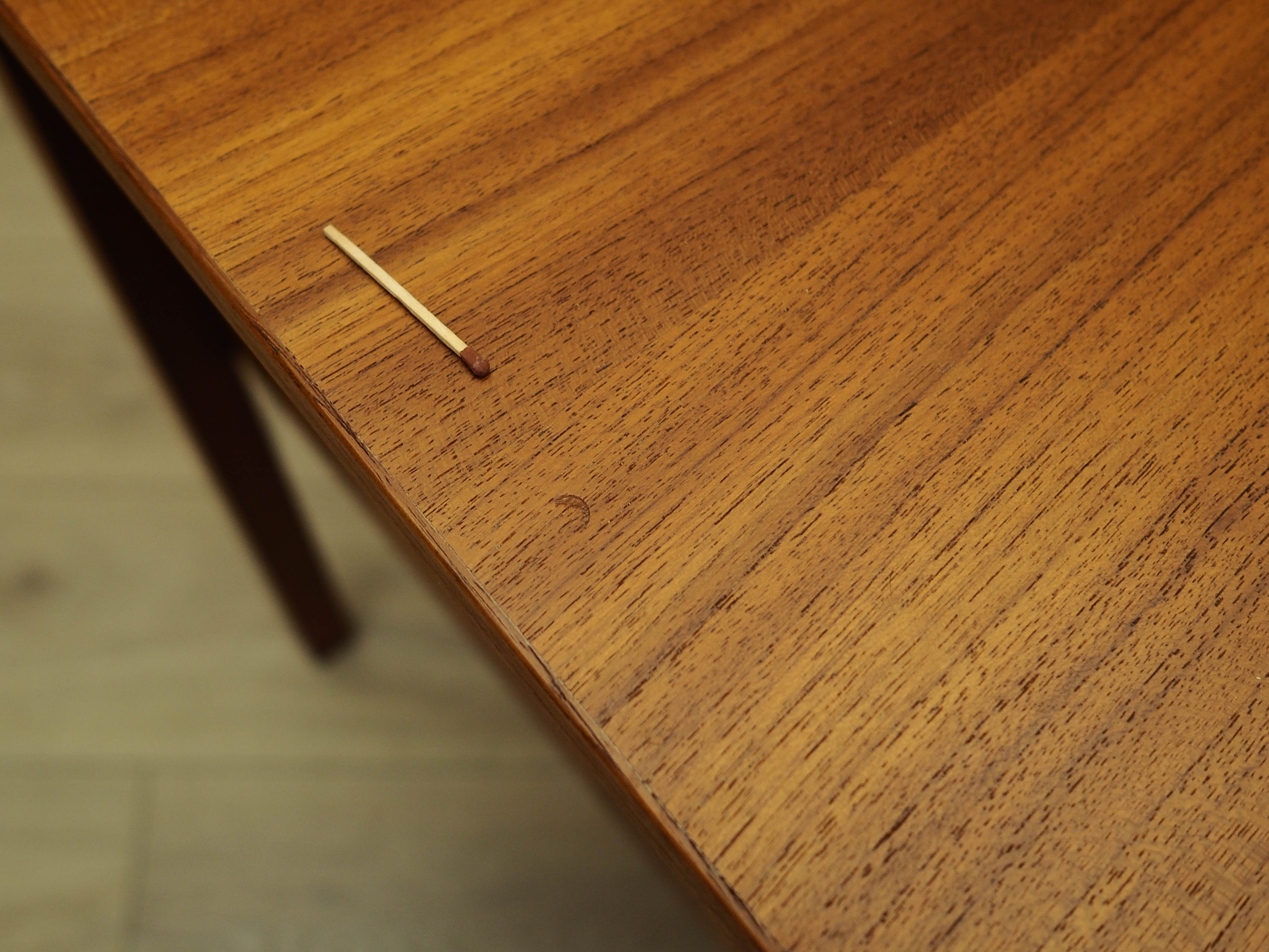 Schreibtisch Teakholz Braun 1970er Jahre