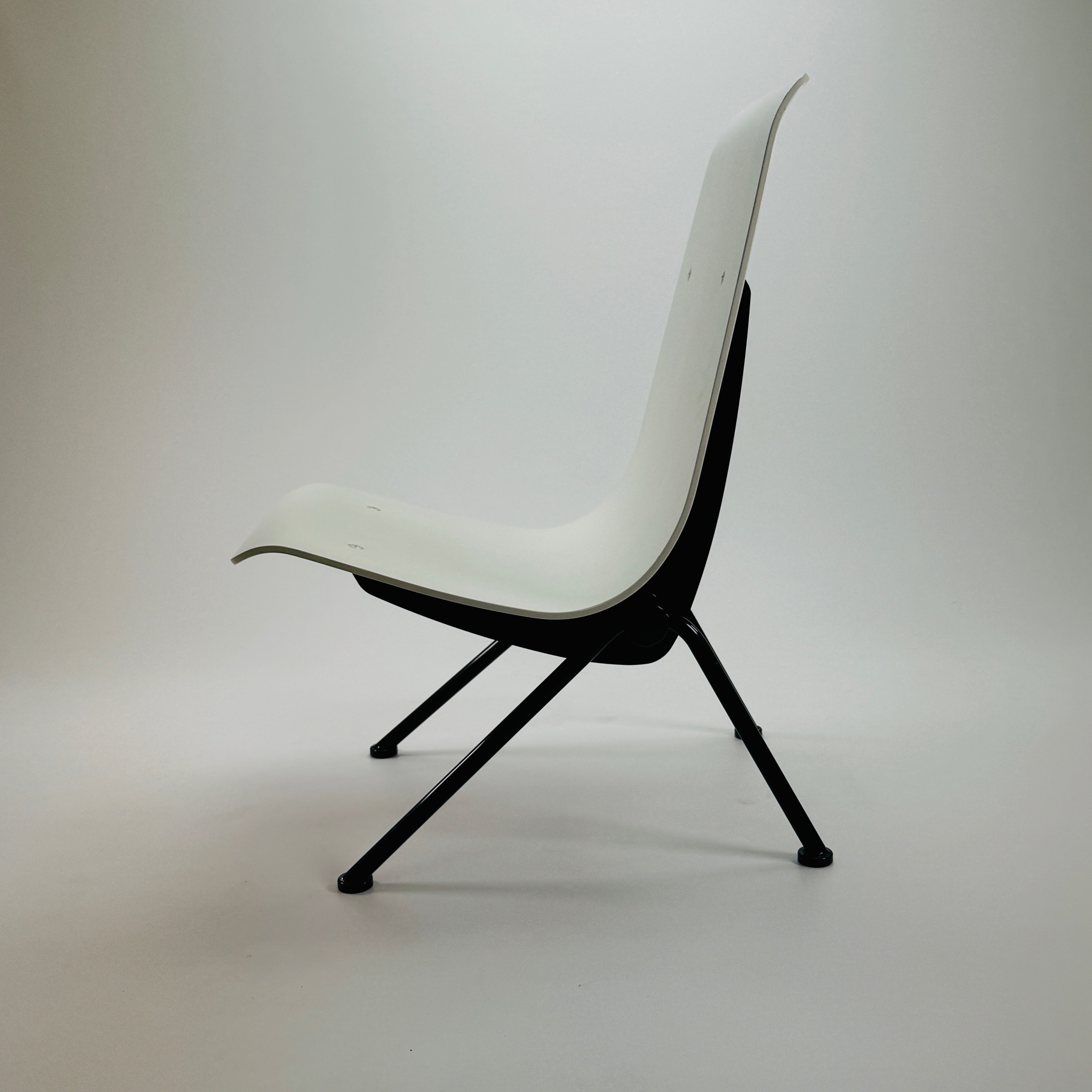 Antony Stuhl Holz Weiss