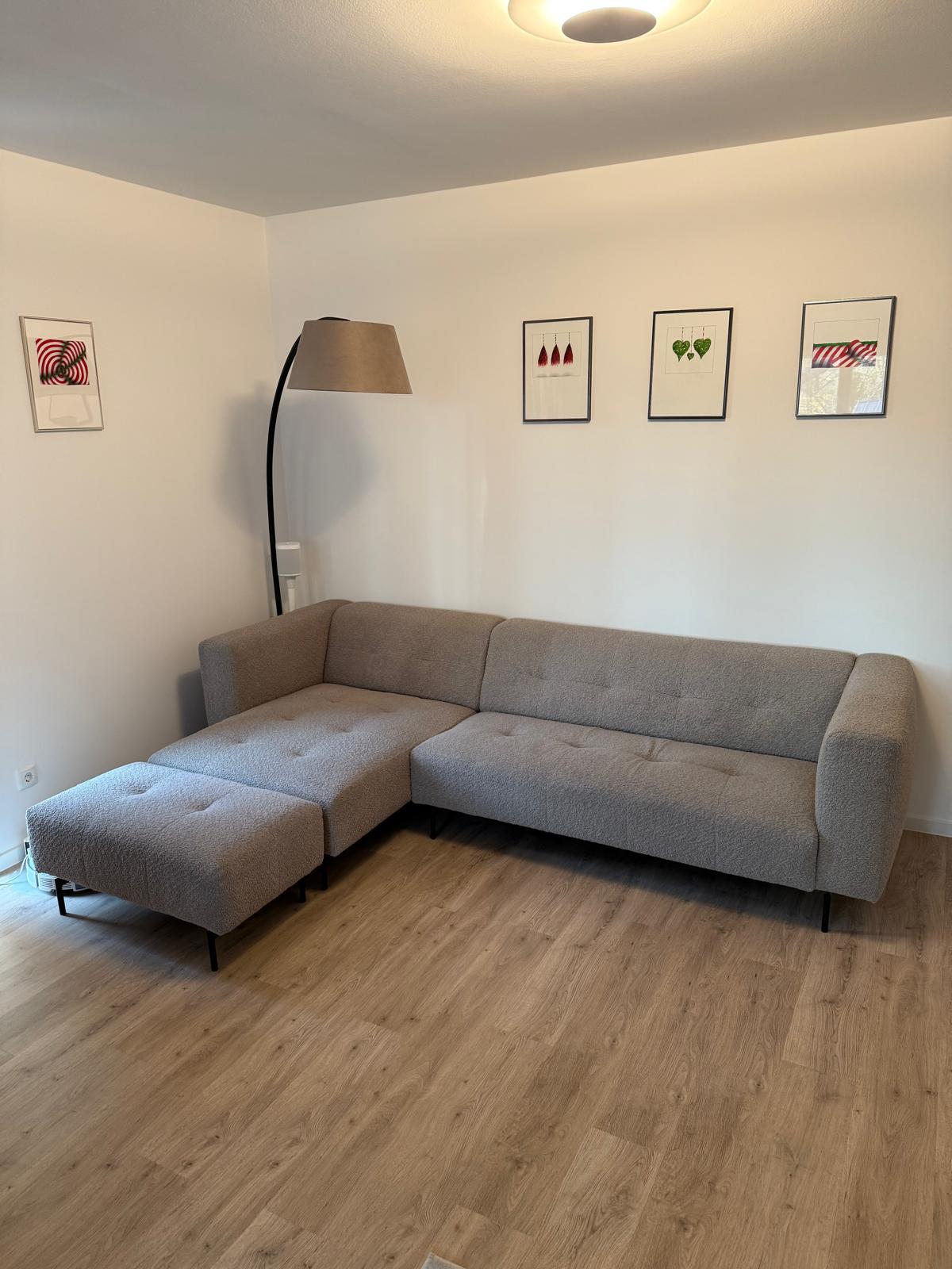 Borre Sofa Récamiere Links + Hocker Grau