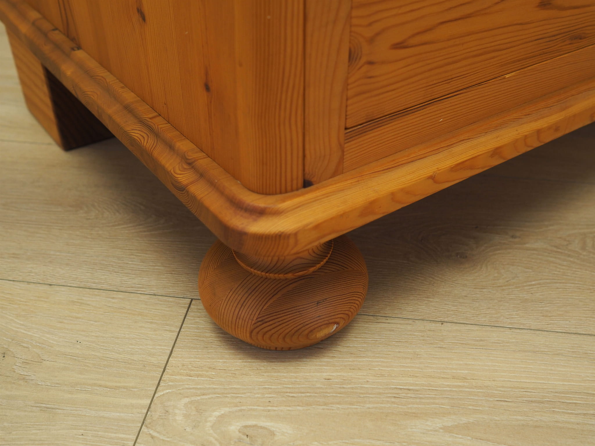 Chest of drawers Pine wood 2000s