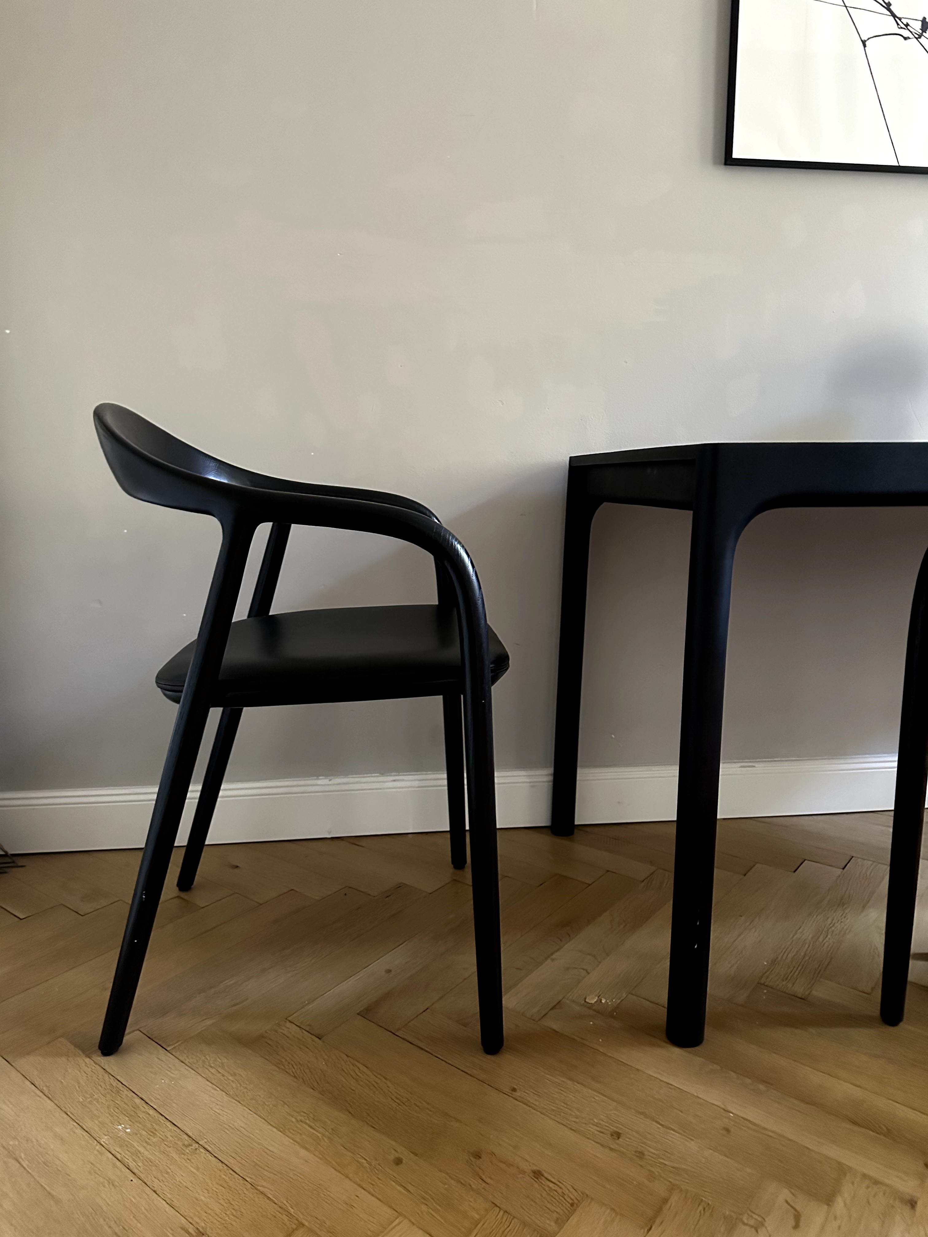 Neva Chair by ARTISAN design by Regular Company