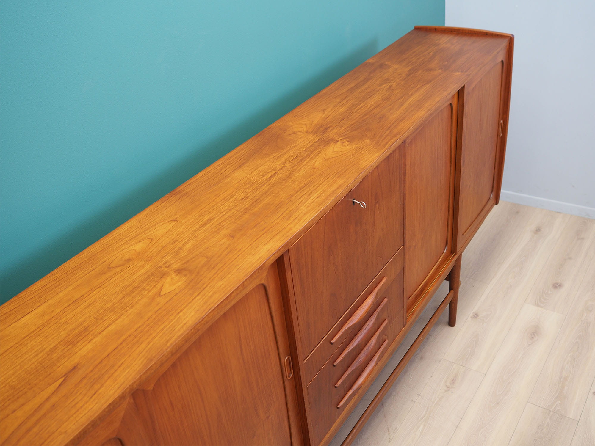 Vintage Sideboard Teakholz Braun 1960er Jahre