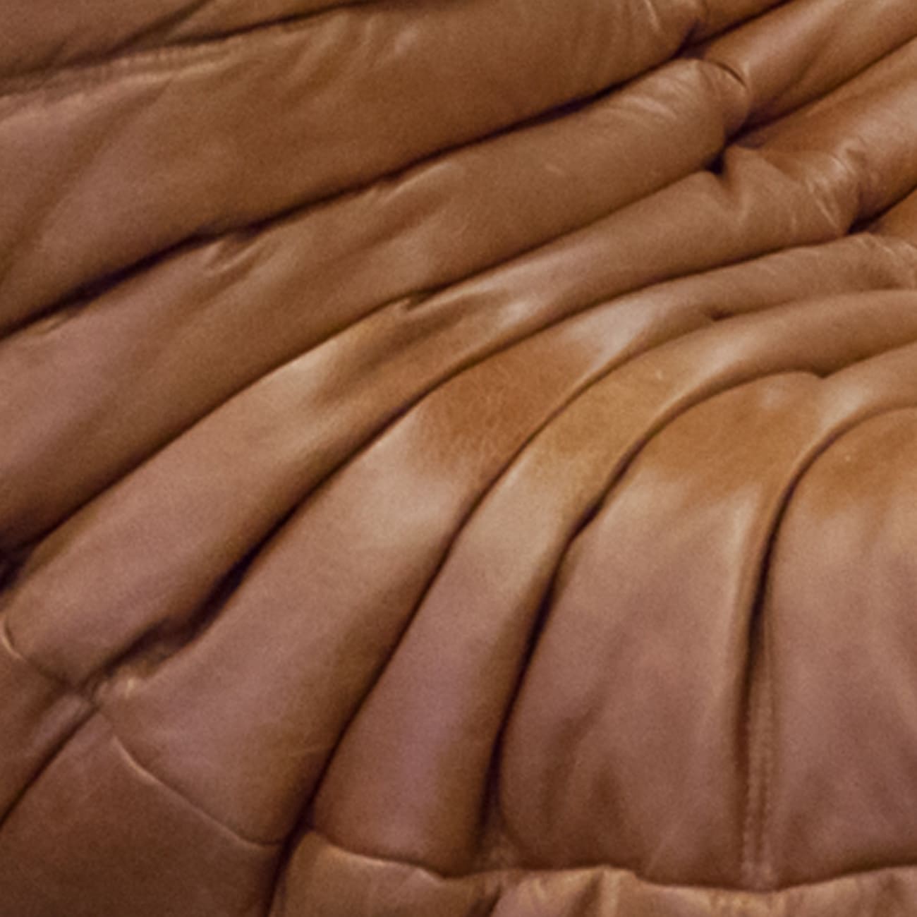 Togo Sofa 3-seater pull-up leather tobacco brown