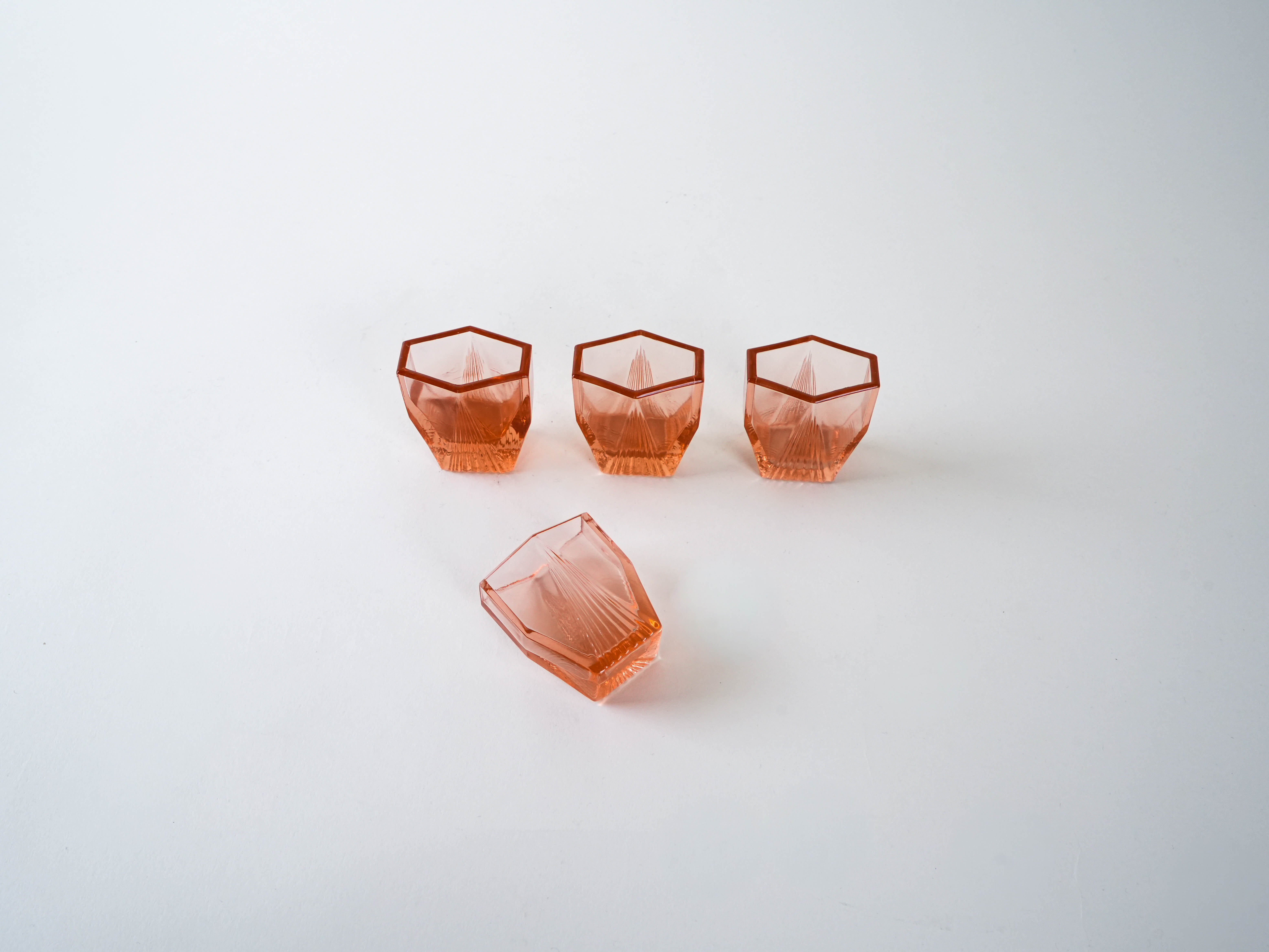 4x Art deco schnapps glasses Pink 1930s