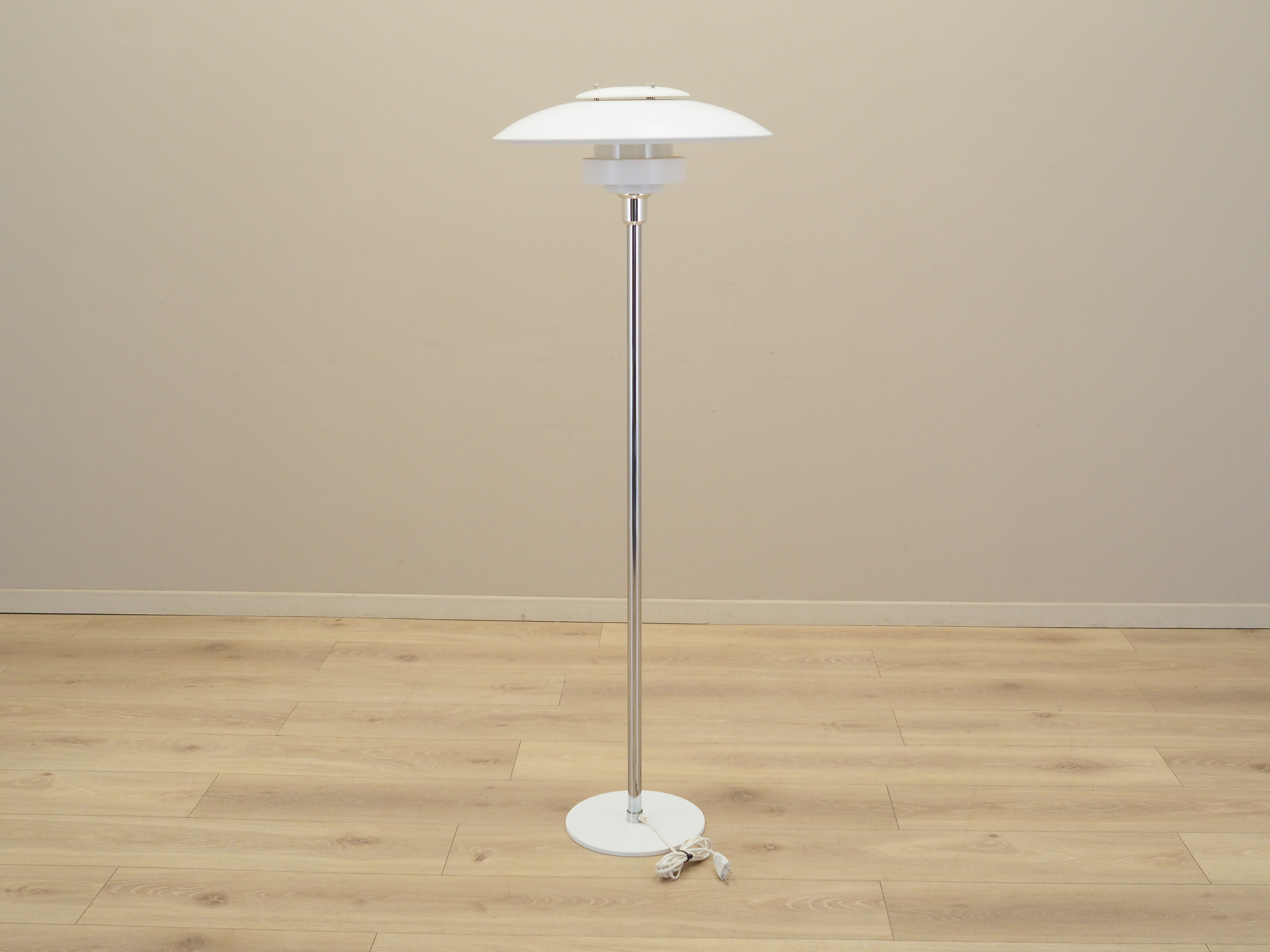Stehlampe Metall Weiß 1970er Jahre