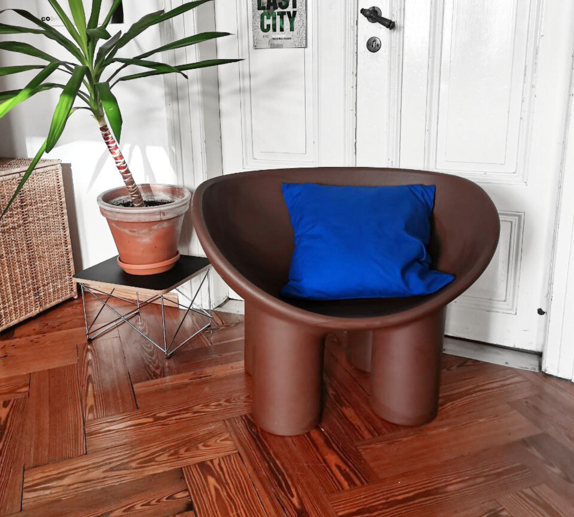 Roly Poly Sessel Kunststoff Braun