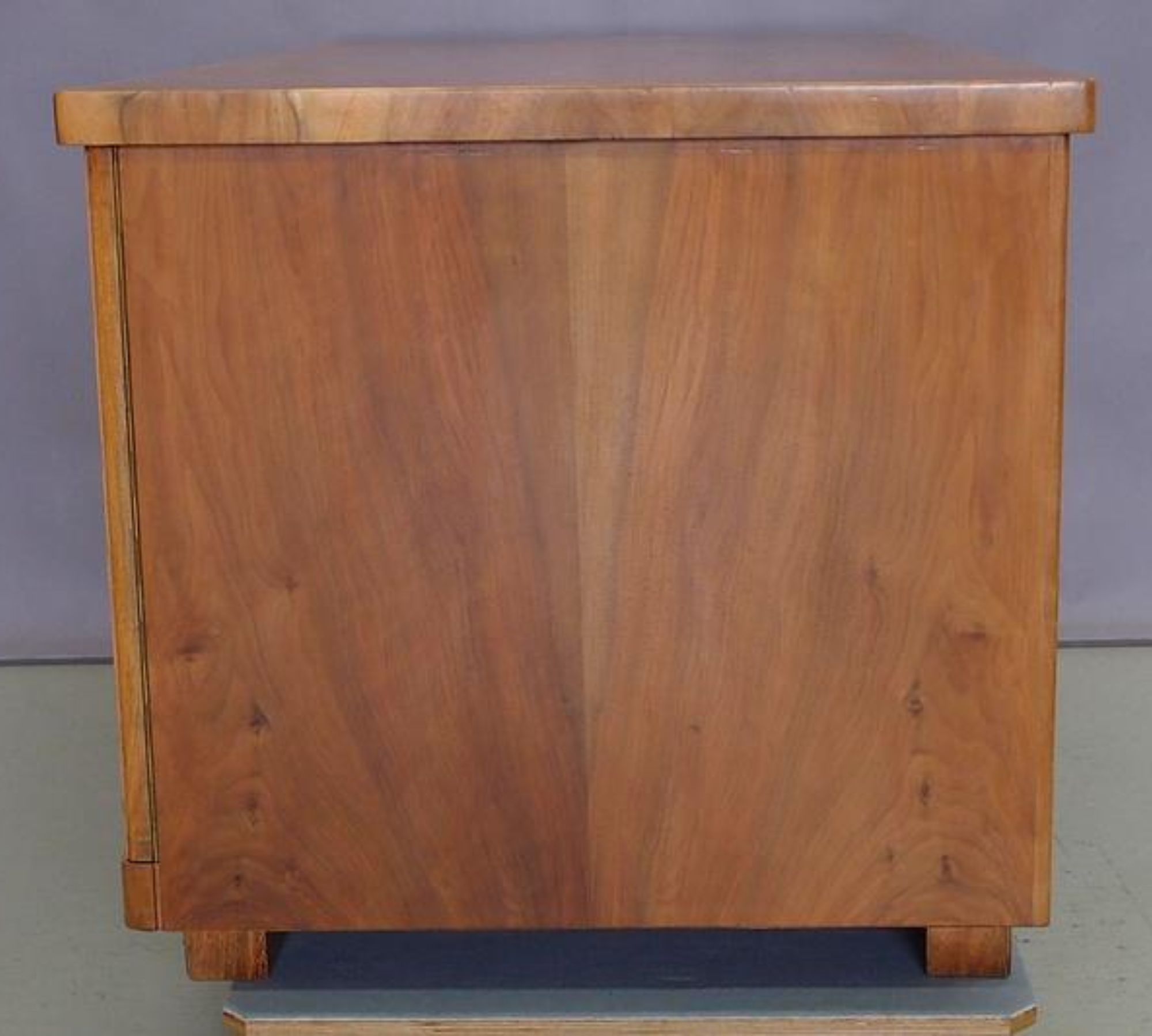 Vintage Schreibtisch Nussbaumholzfurnier Braun 1960er Jahre
