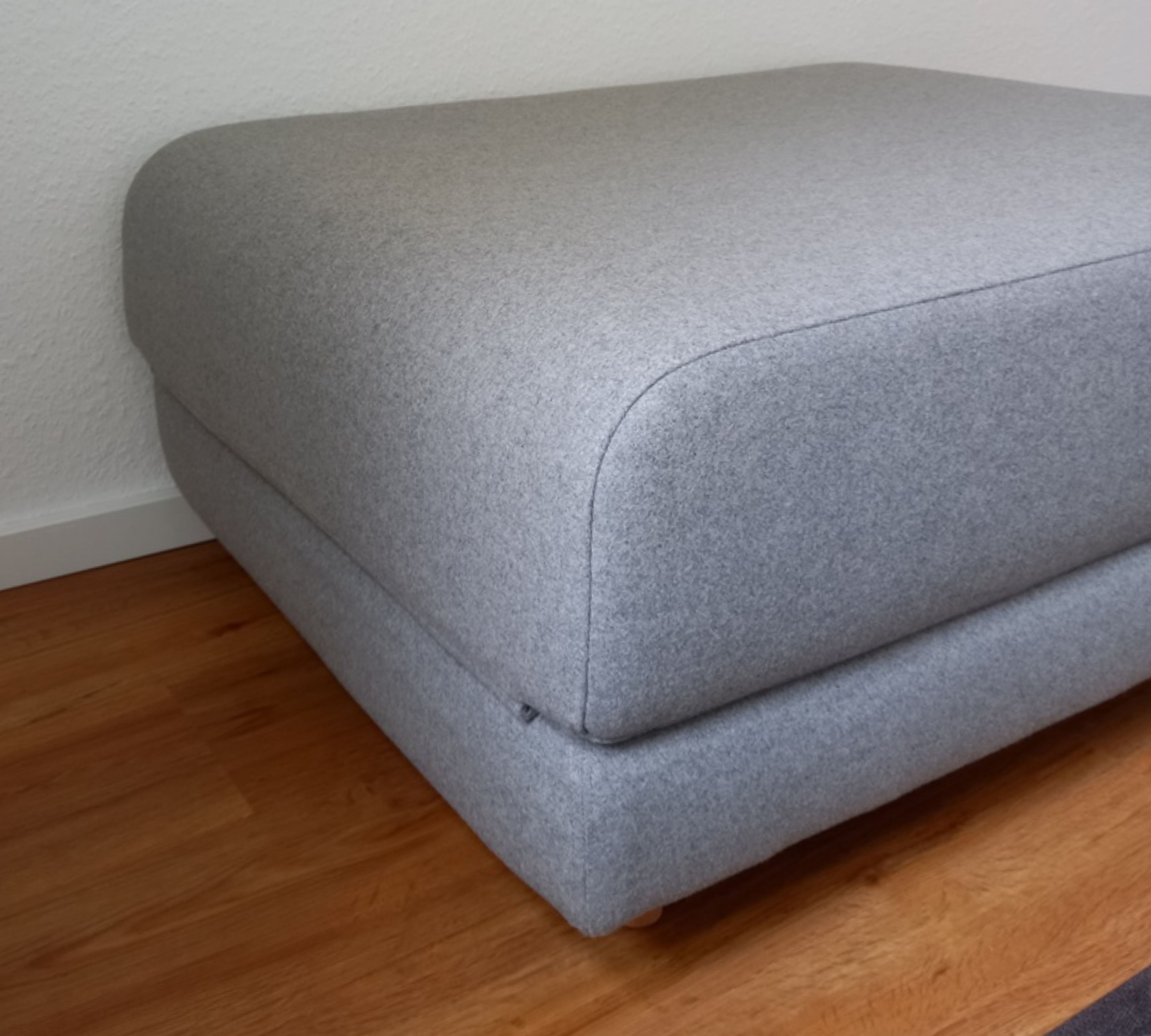 Hocker mit Schlaffunktion Wolle Holz Grau