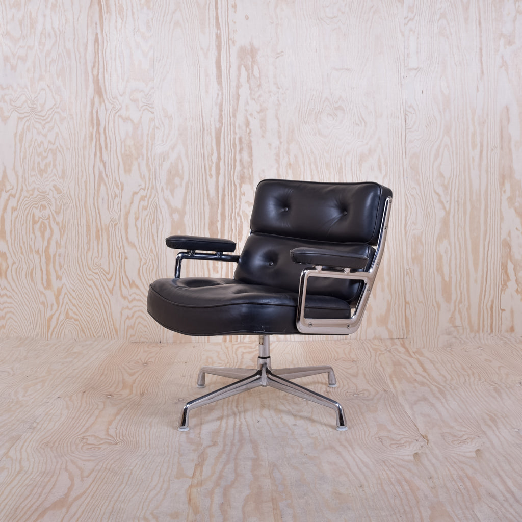 Lobby Chair ES 108 Schwarz Leder