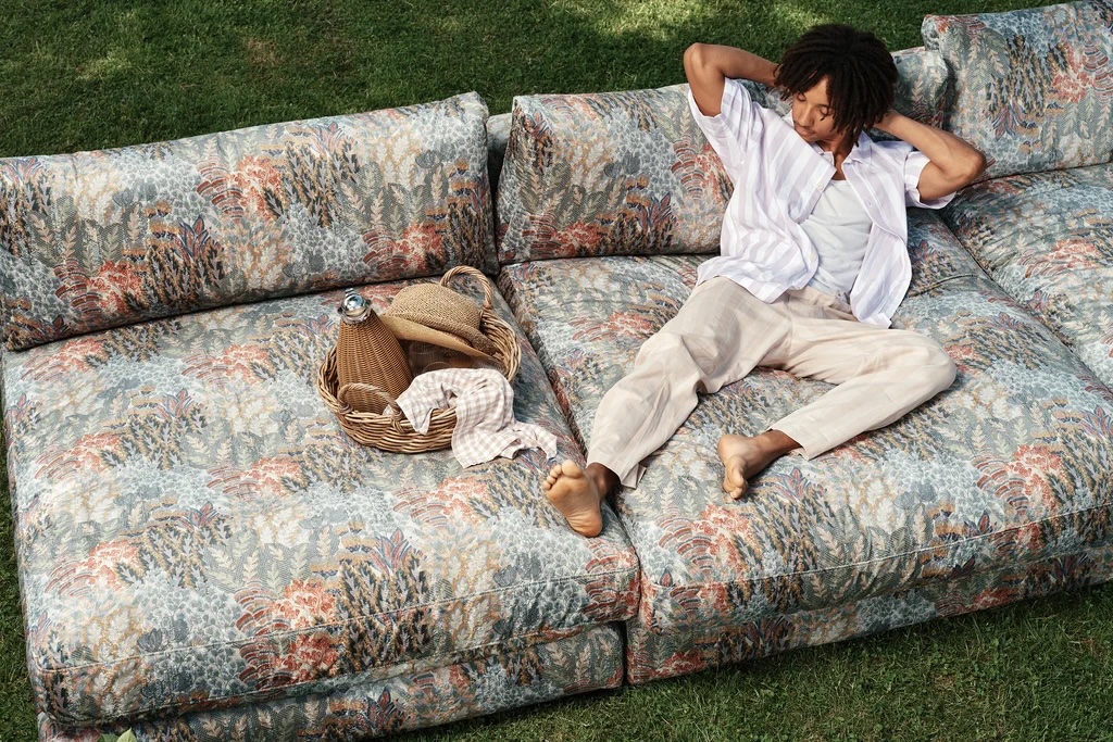 Mammuten Loveseat Print Bloom