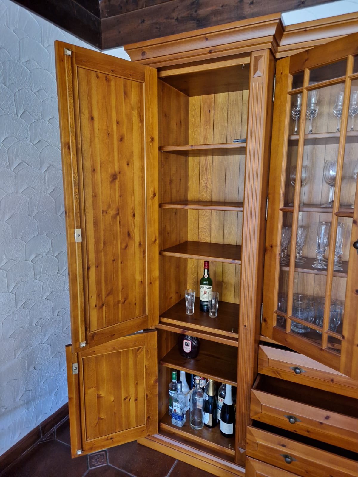 Biblioteca Wohnzimmerschrank Braun