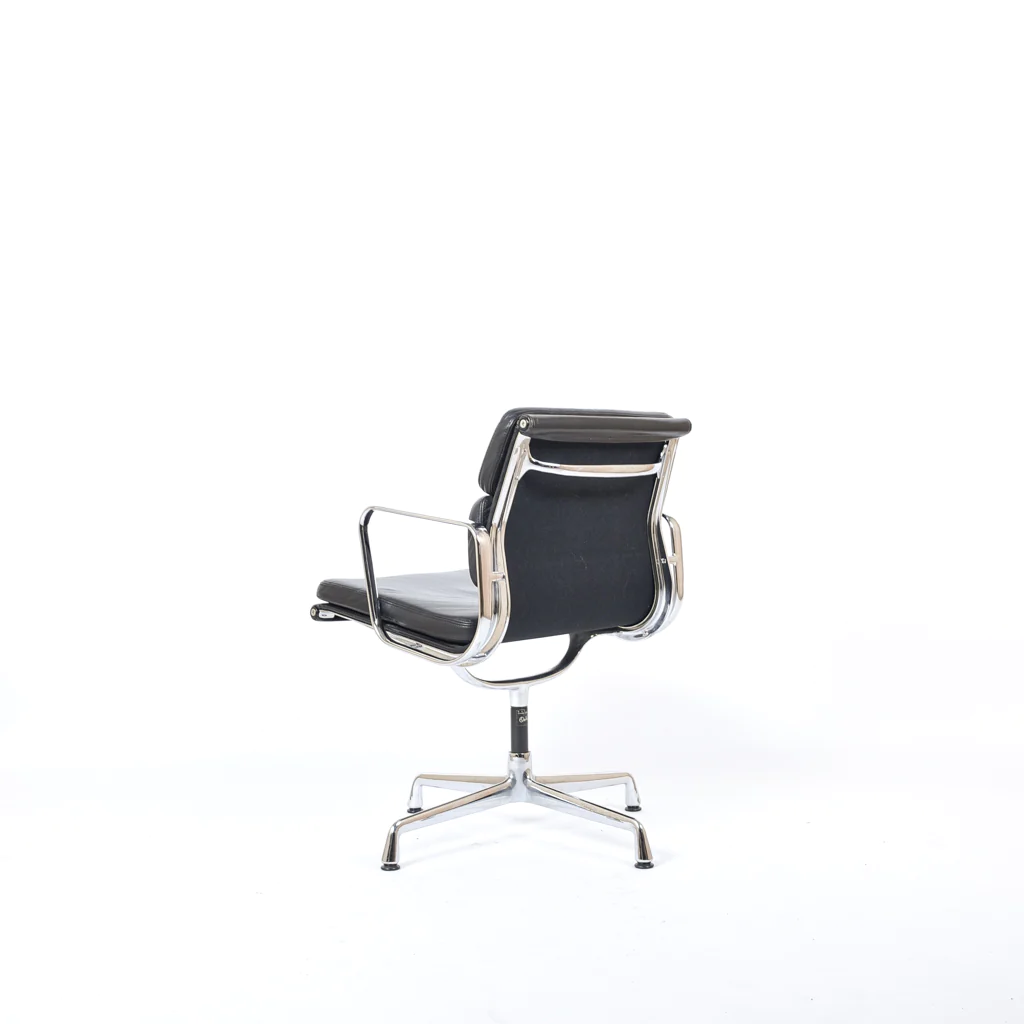 Vitra Eames EA208 Soft Pad Chair Leder Schwarz