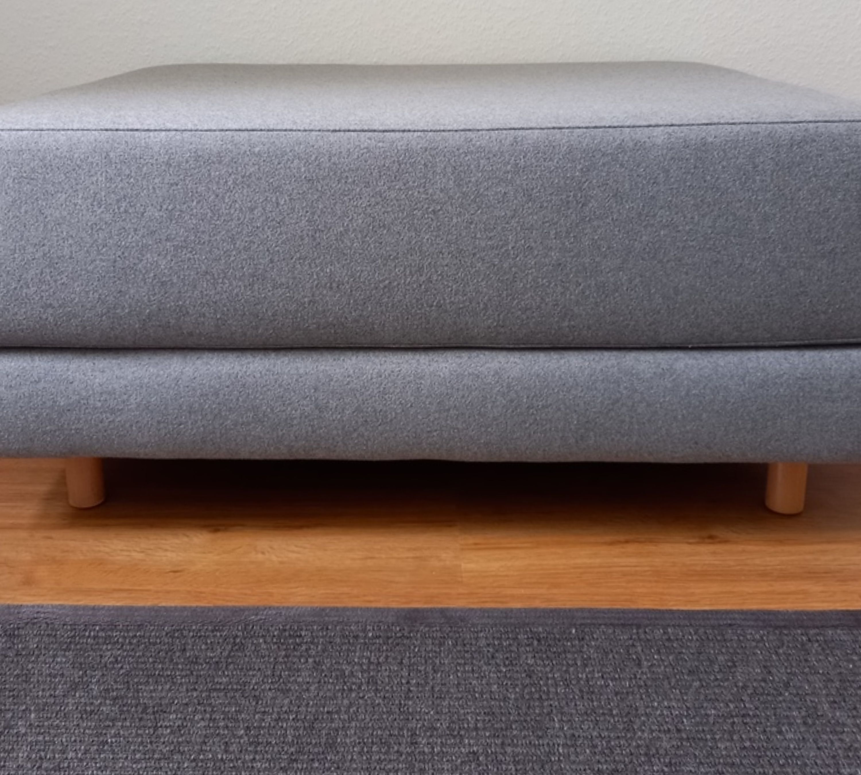 Hocker mit Schlaffunktion Wolle Holz Grau