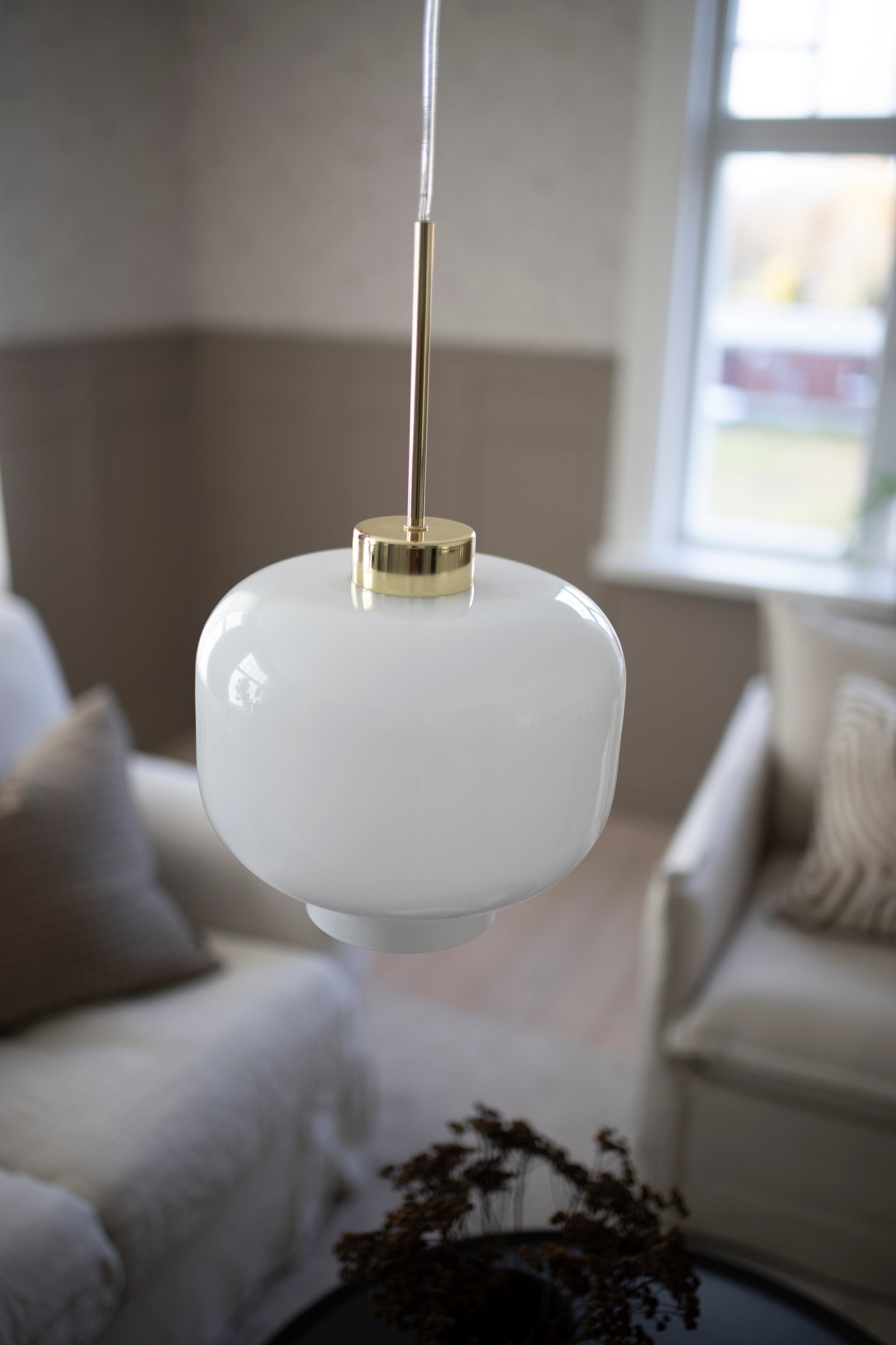 Ritz Pendant Light White Ø 25cm
