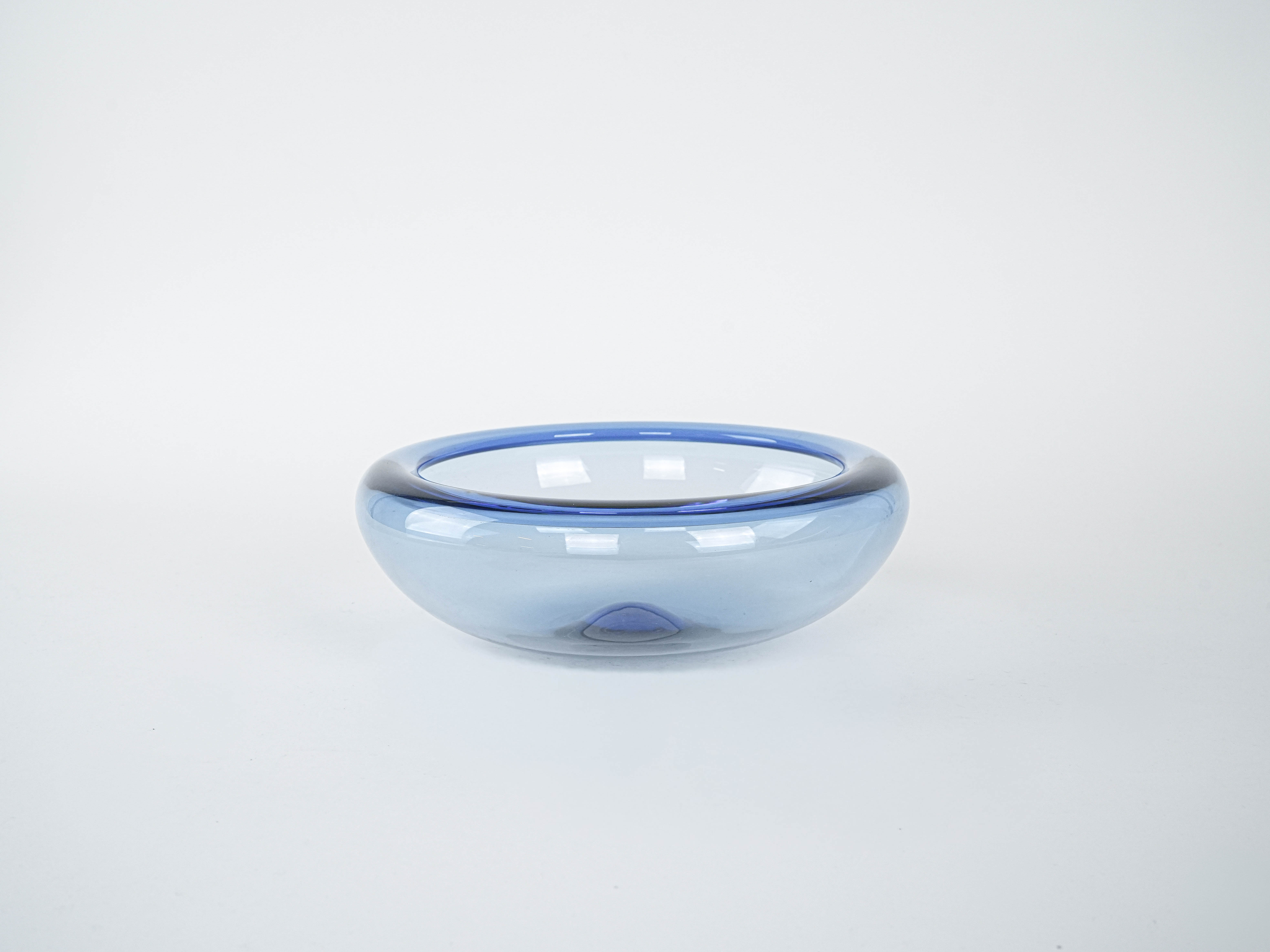 Blaue Glasschale 1960er Jahre