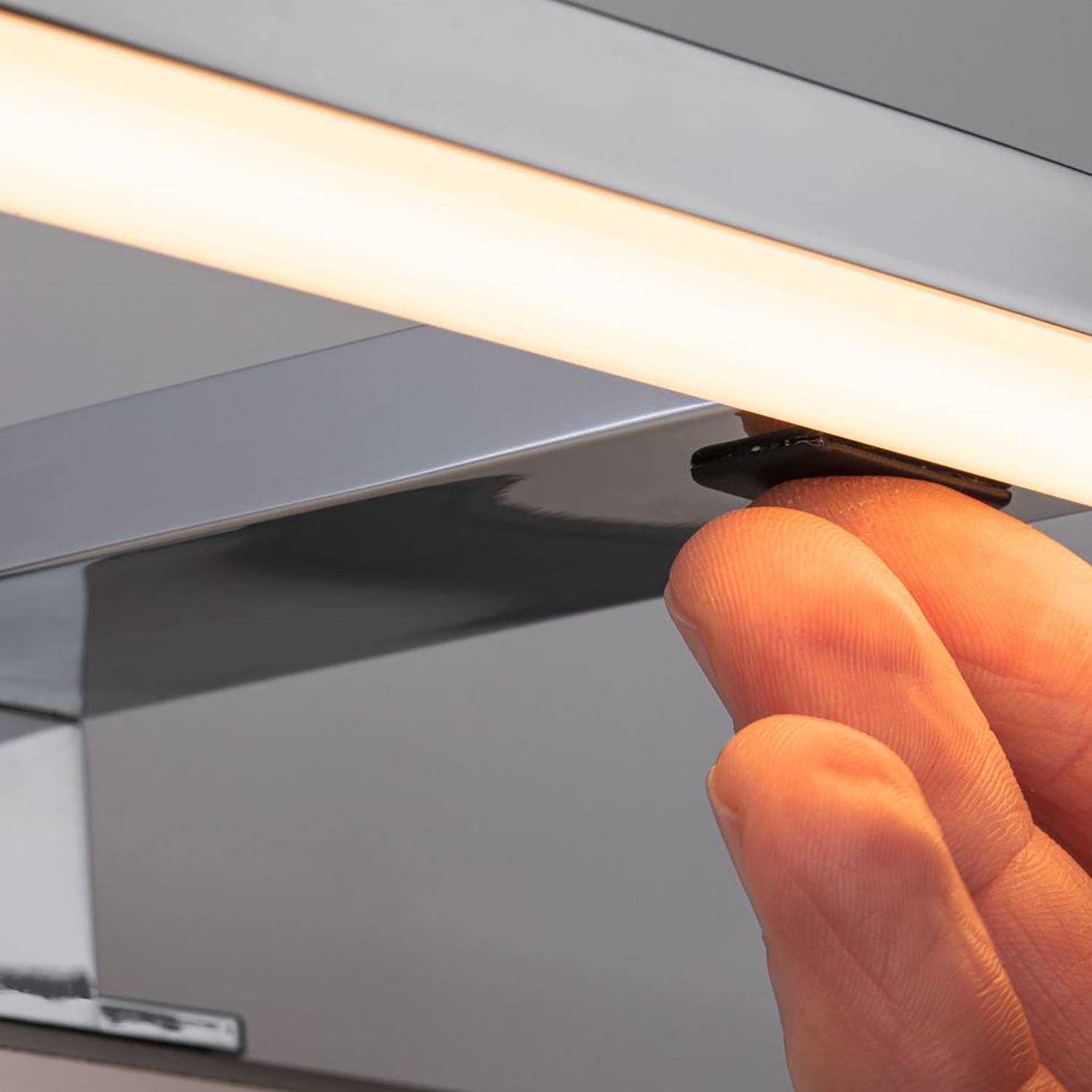 LED-Badleuchte Selo Silber
