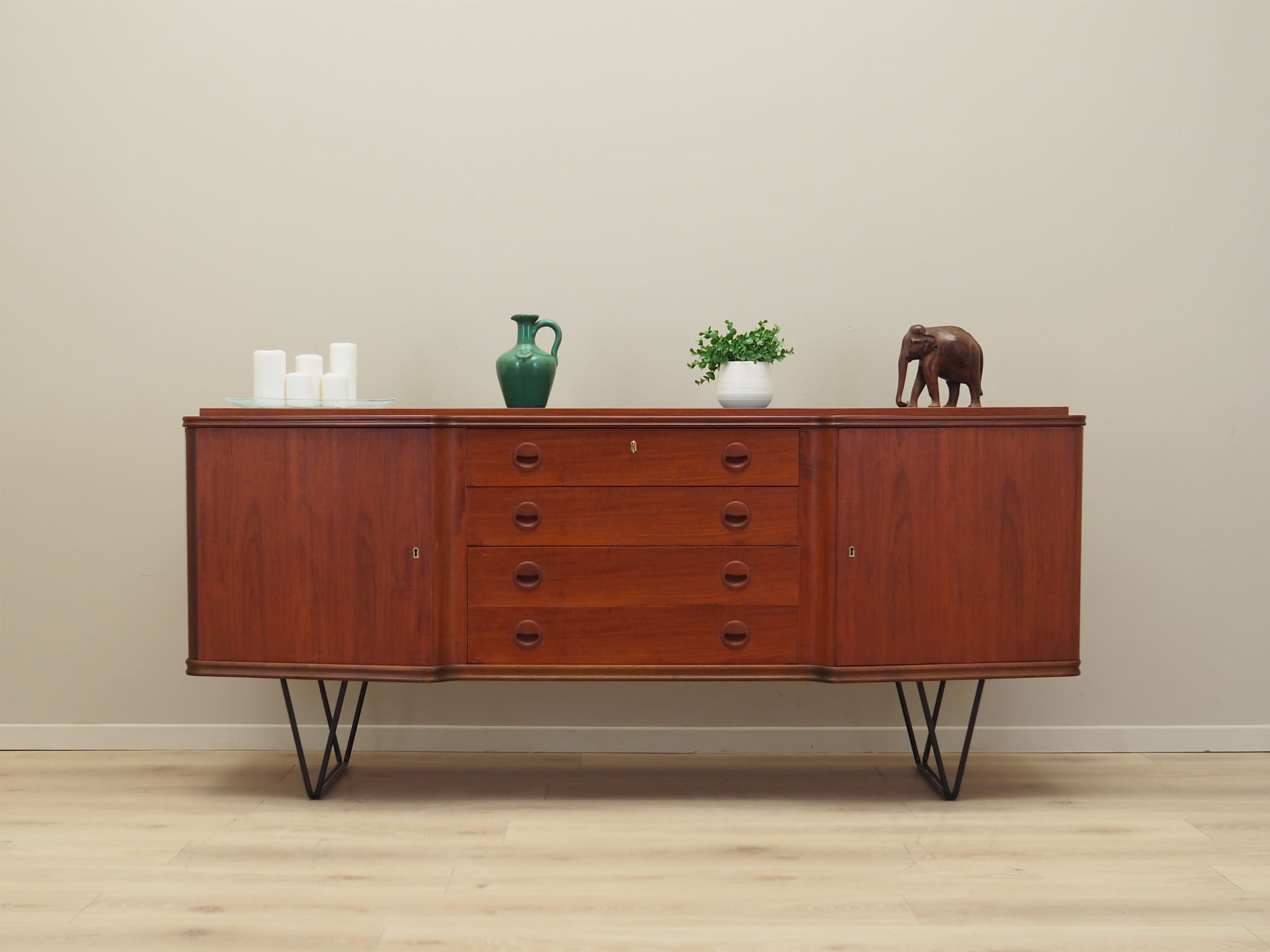 Sideboard Teakholz Braun 1970er Jahre