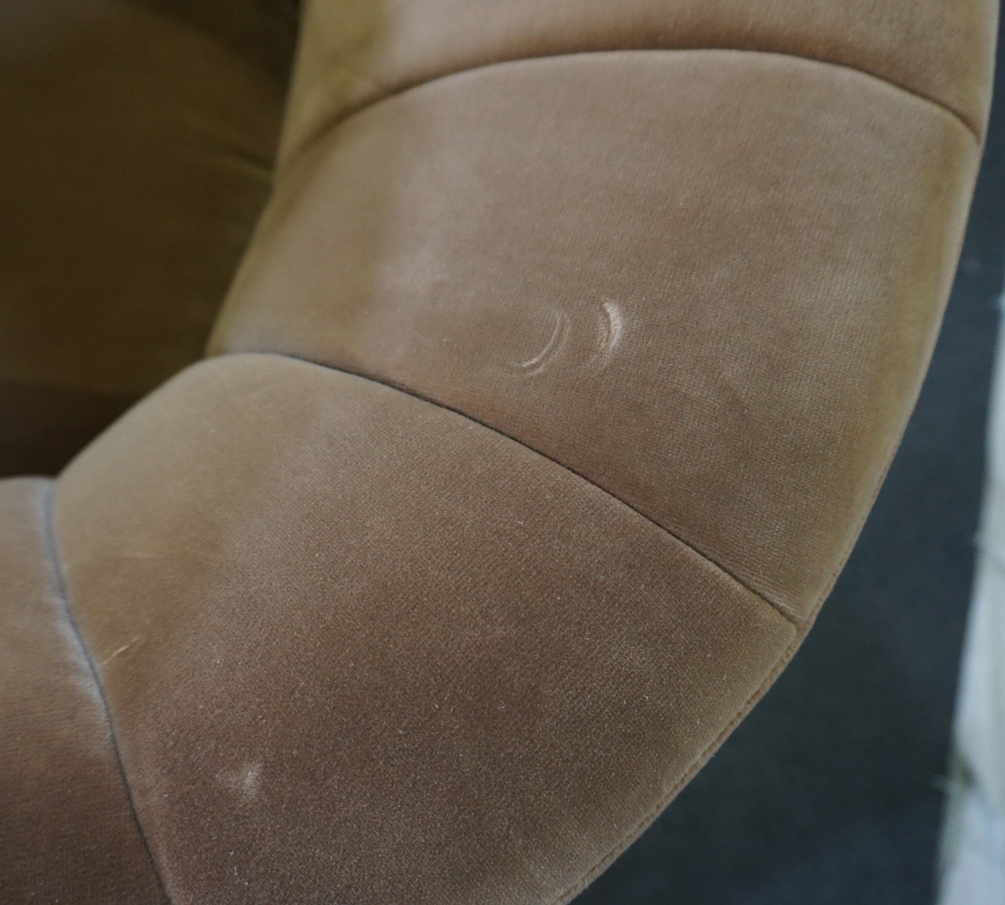 Loafer SC23 Armchair Velvet Brown