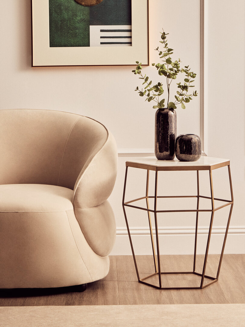 Shalimar side table marble gold