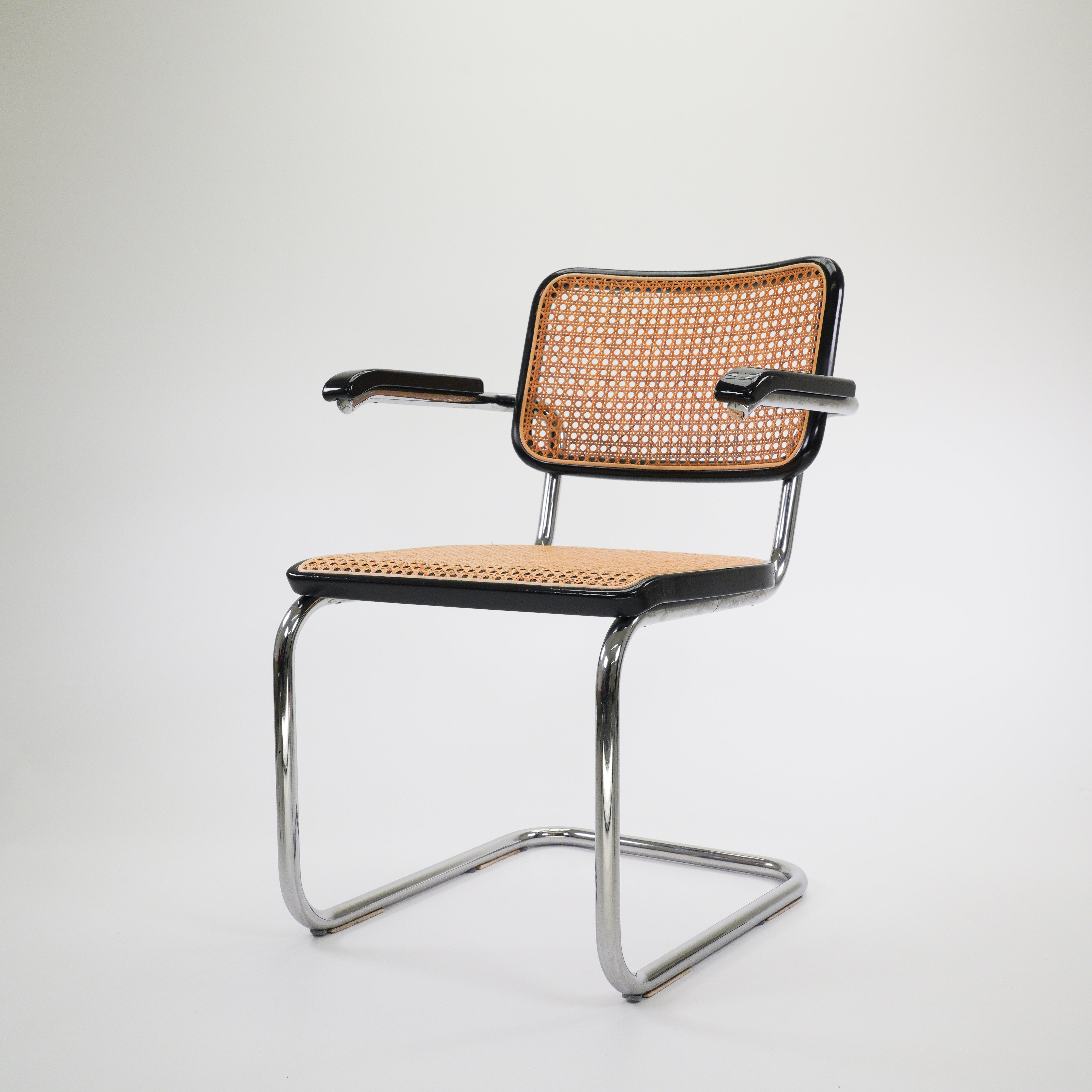 S64 Stuhl Chrom Geflecht Natur