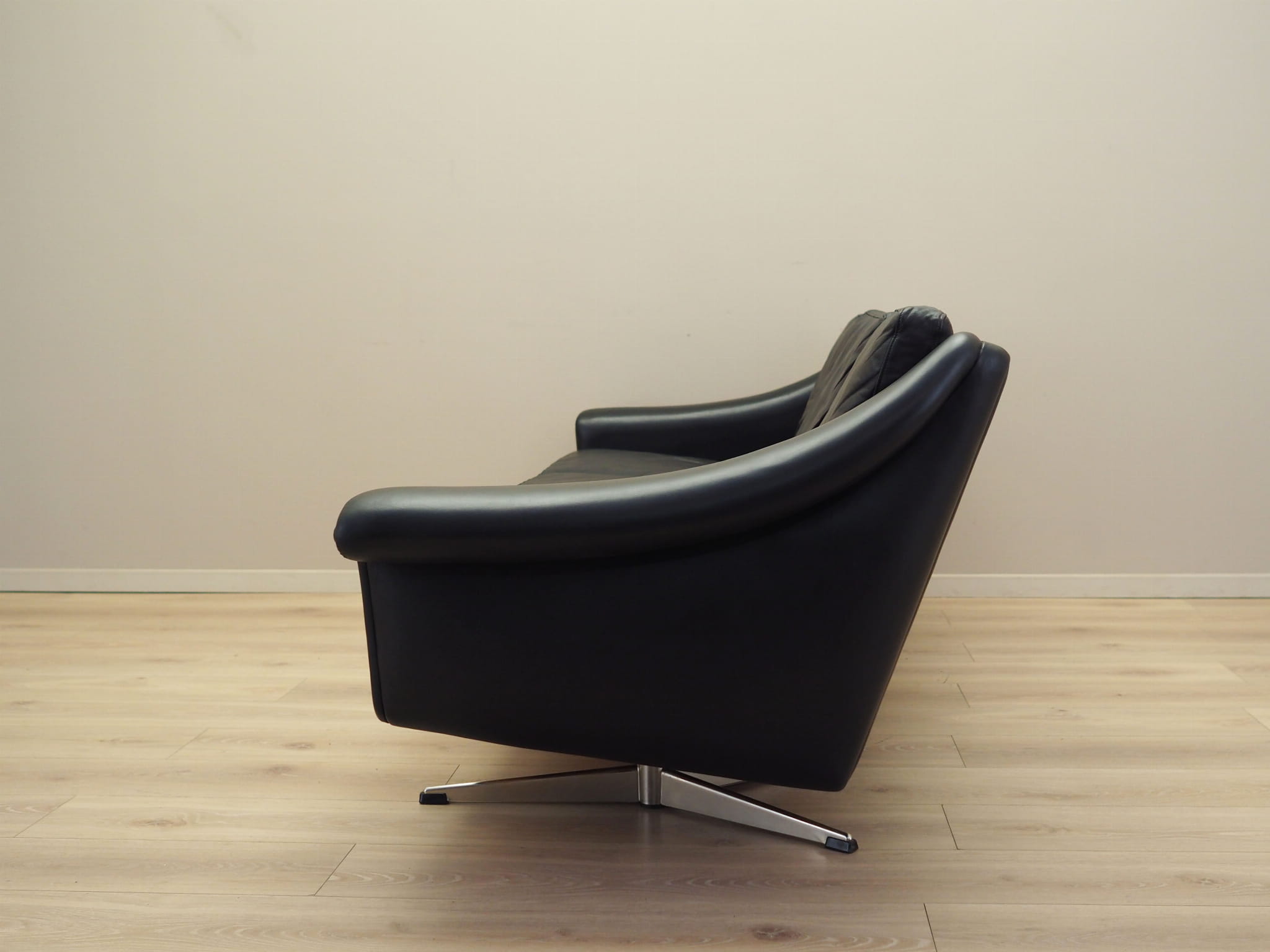 3-Sitzer Sofa Leder Schwarz 1960er Jahre