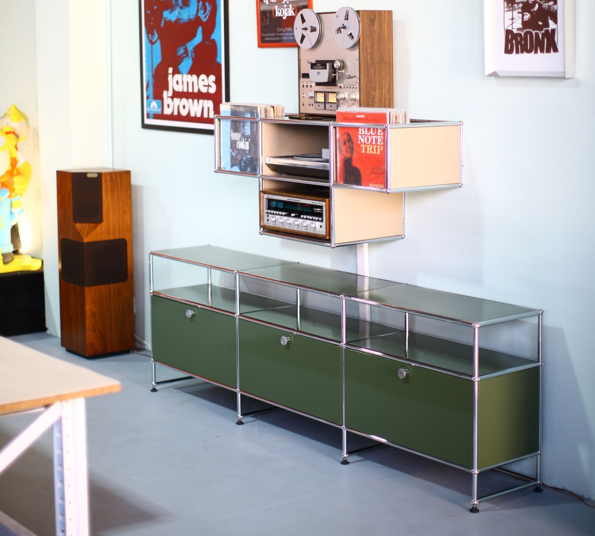 Sideboard 3x1 Mit 3 Klapptüren Olivgrün
