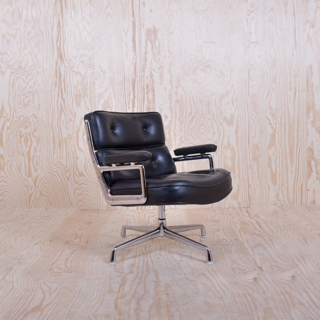 Lobby Chair ES 108 Schwarz Leder