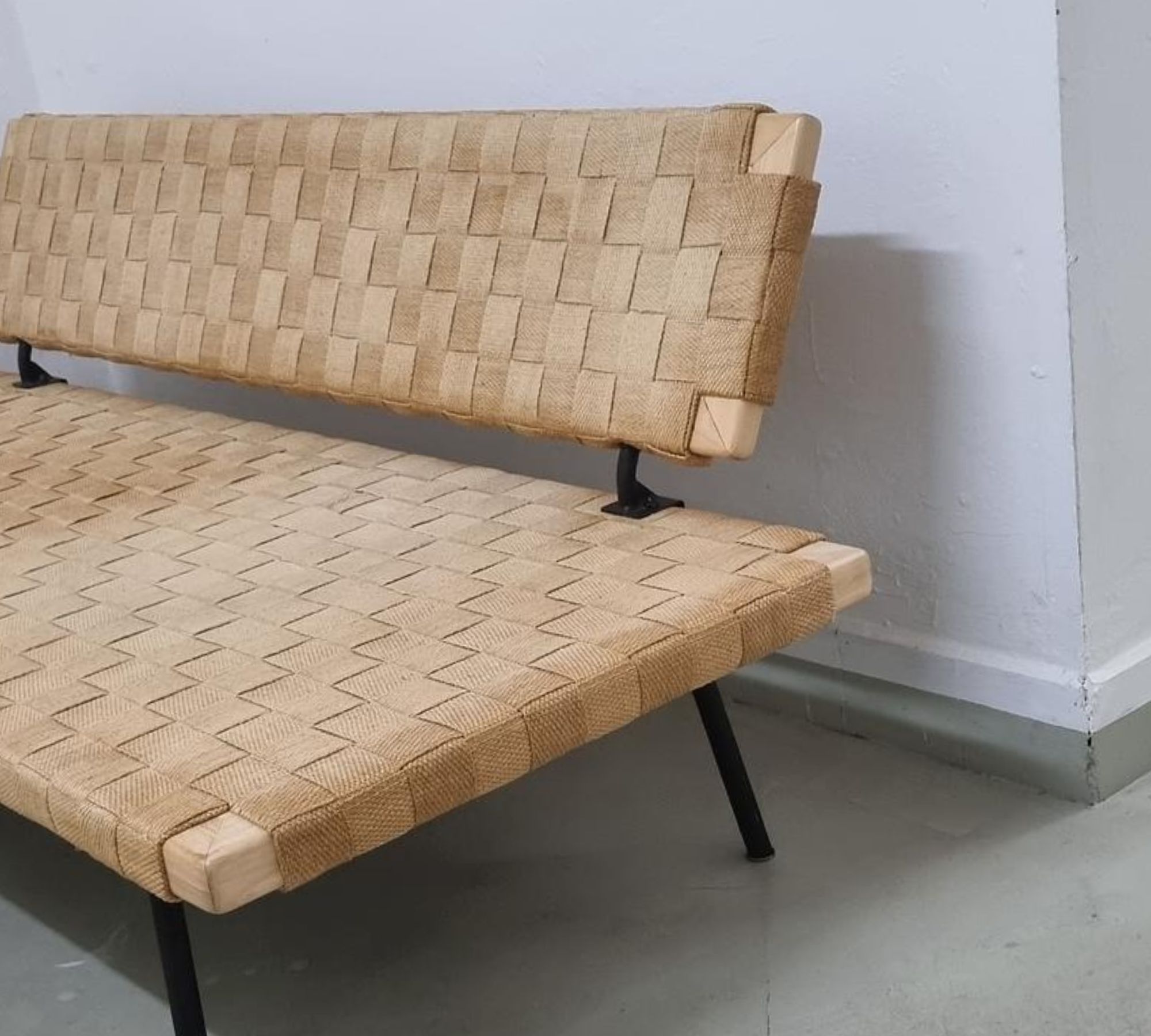 Sinnerlig Daybed von Ilse Crawford Jute Braun