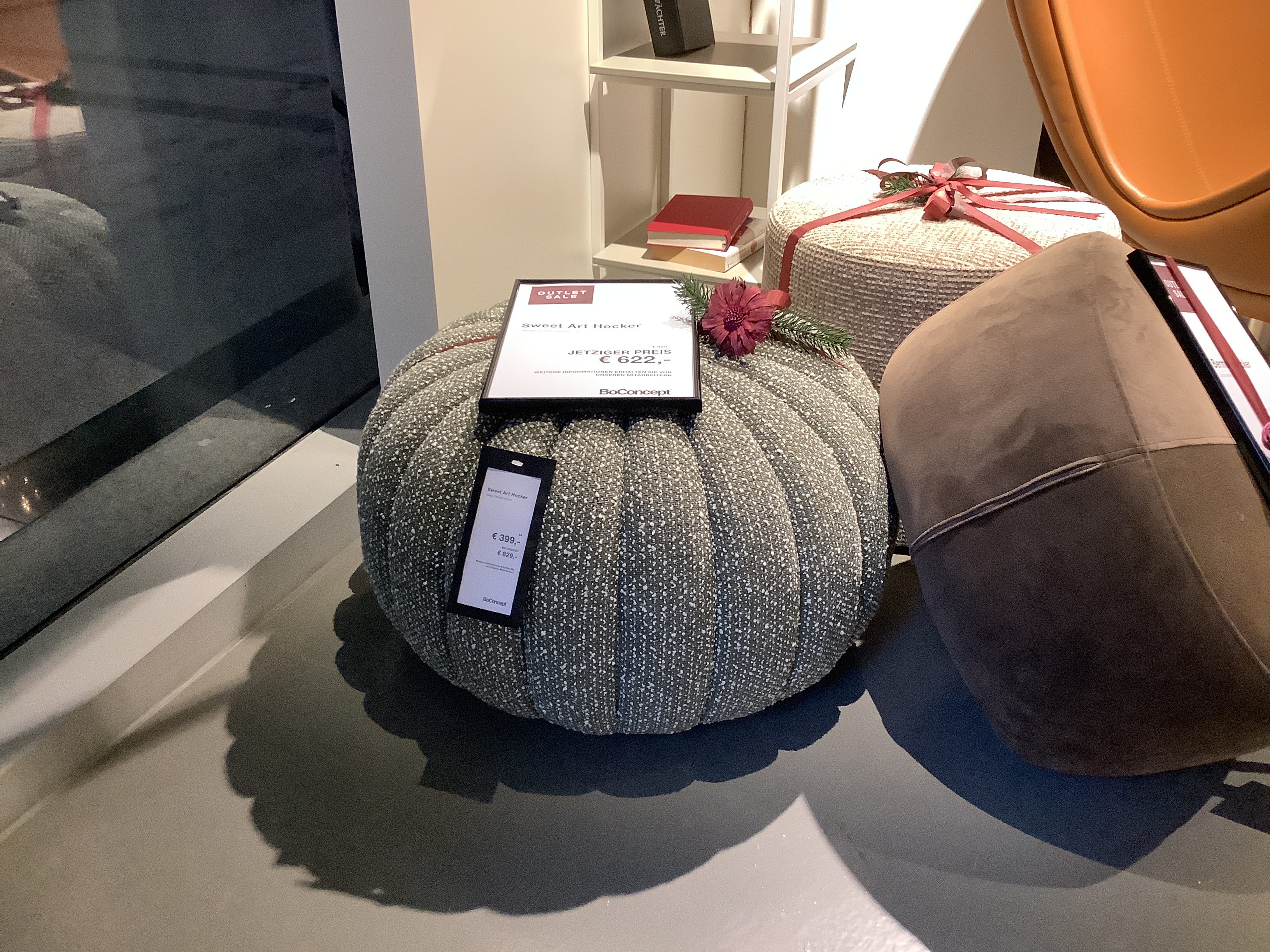 Sweet Art Hocker Avellino Stoff Grün