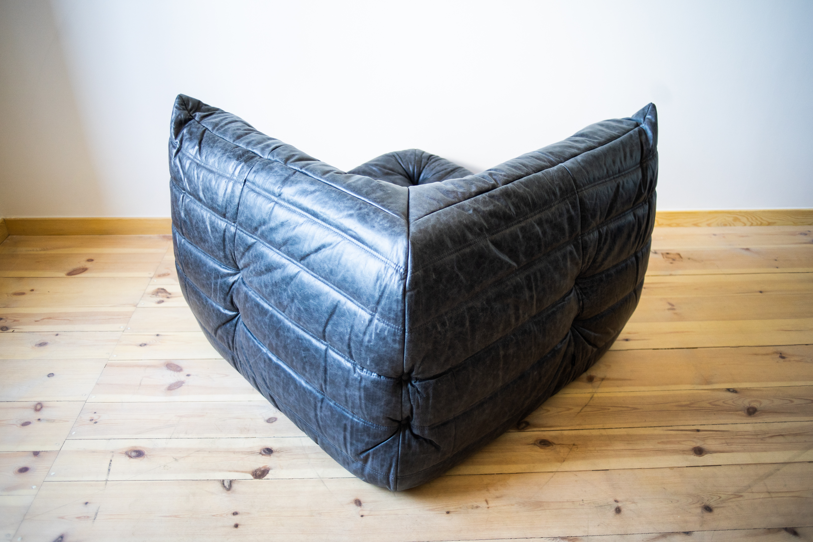 Togo Ecksofa Pull-Up-Leder Schwarz