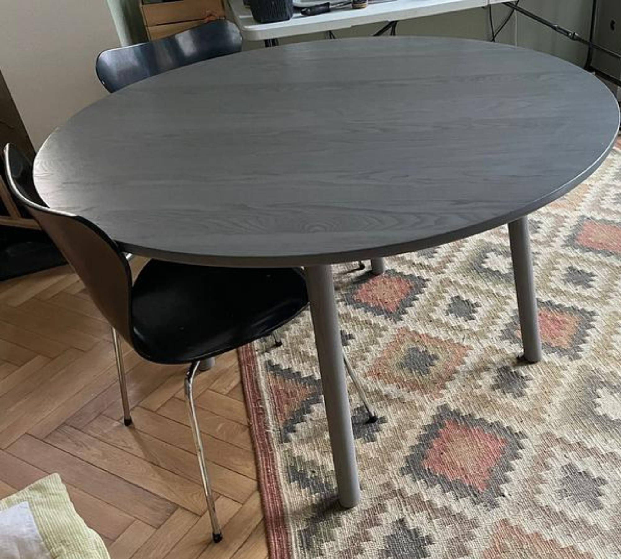 Profile Esstisch Grau Ø 120cm