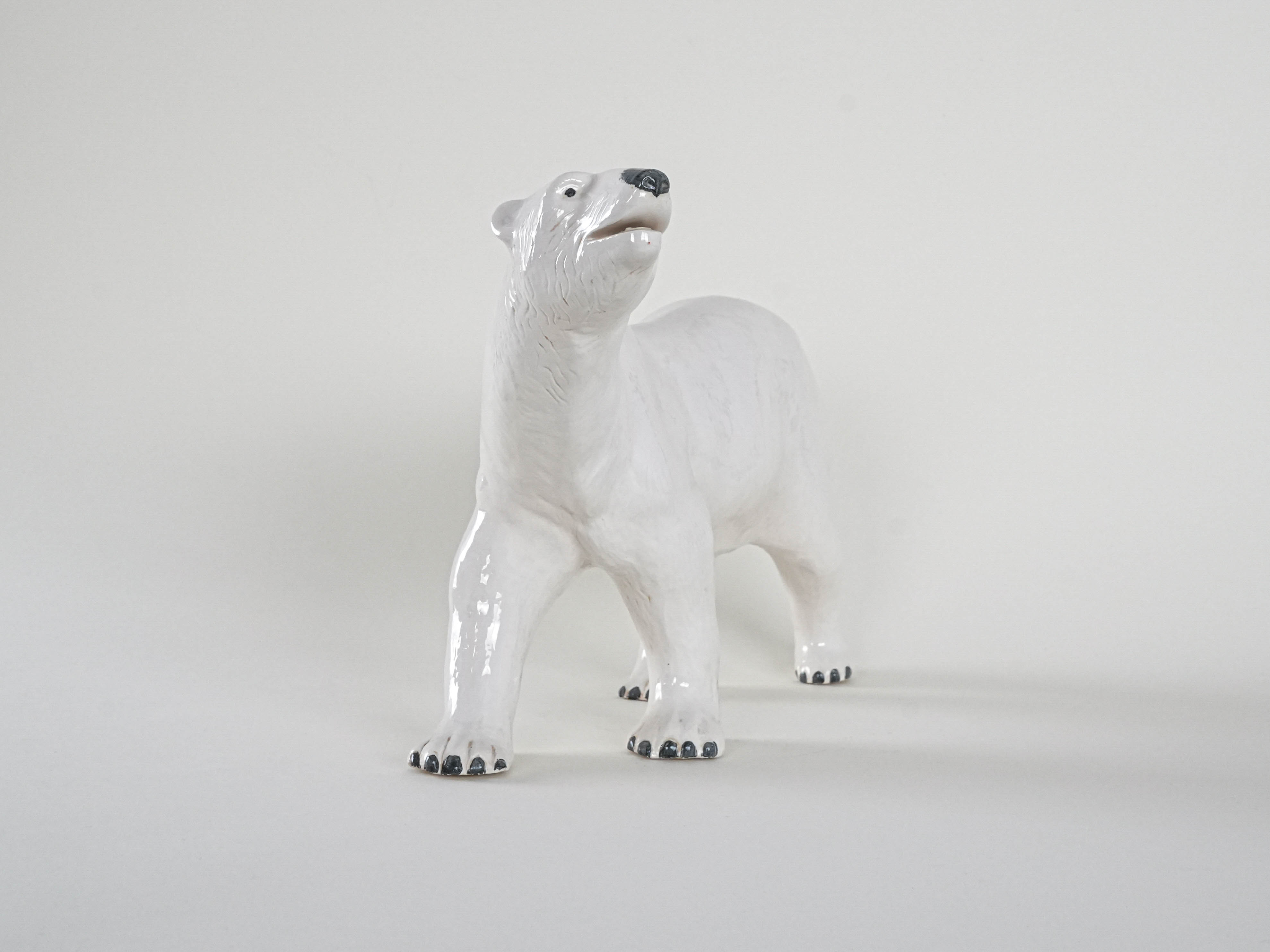 Eisbär Skulptur Keramik