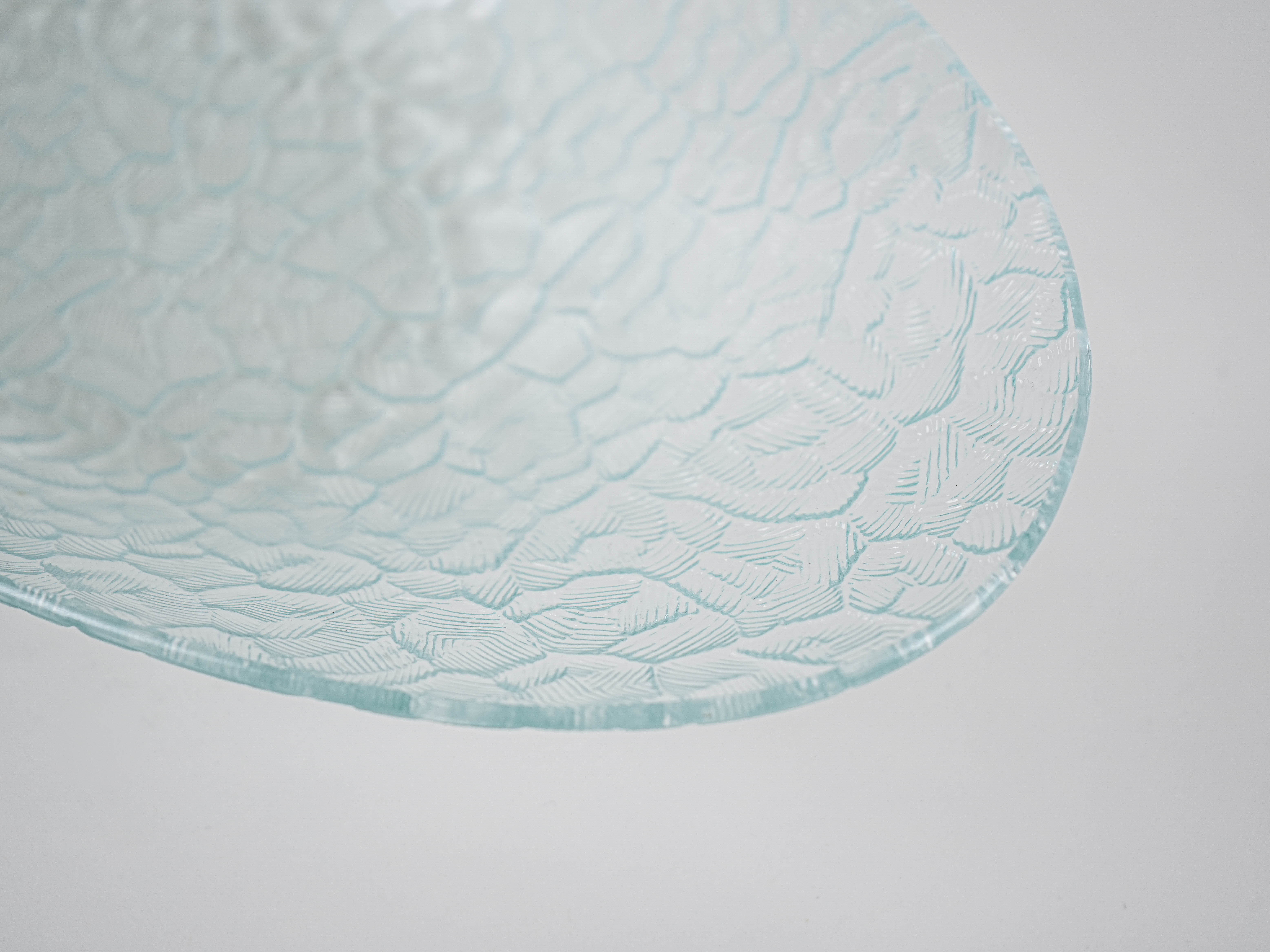Glass serving platter 1970s