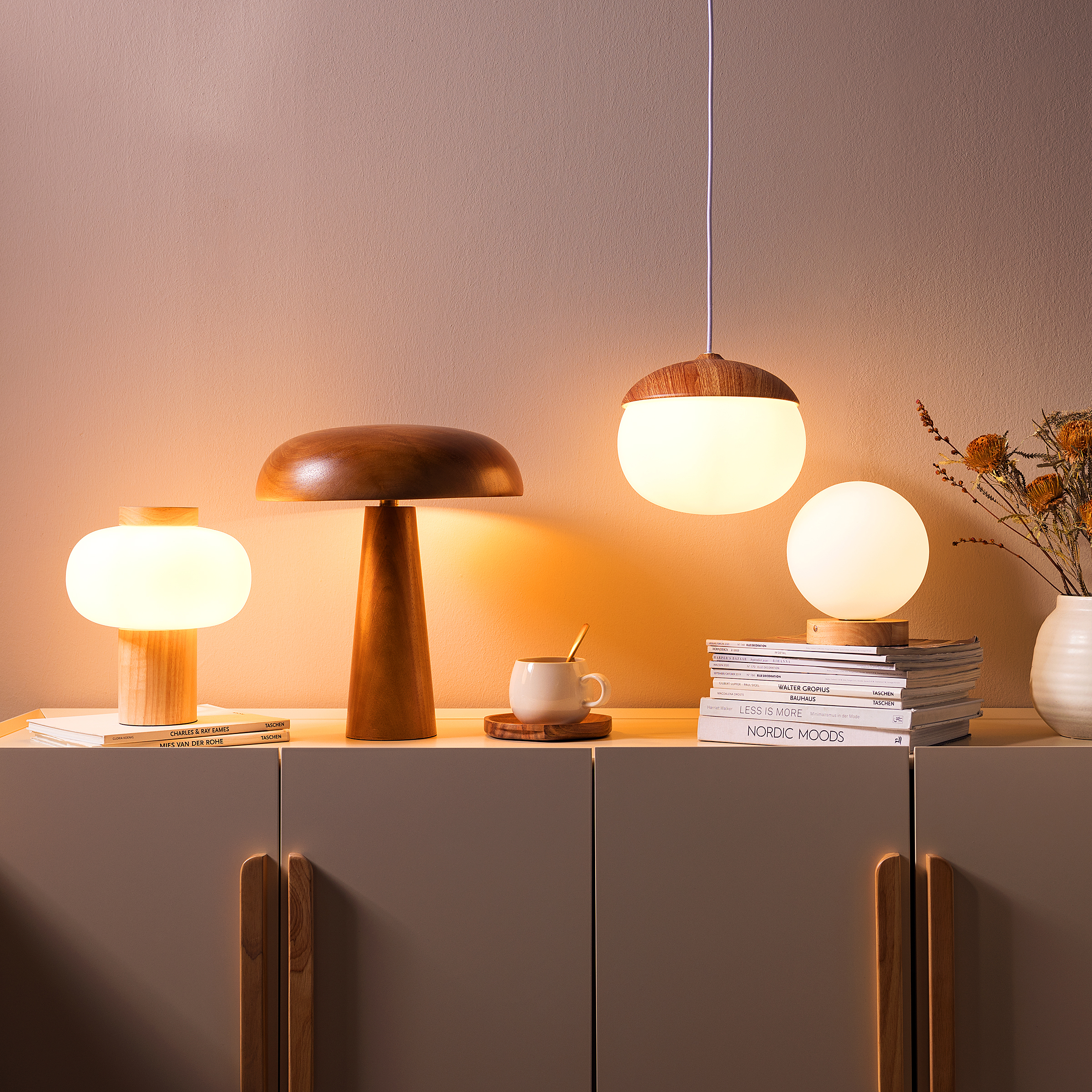 PRET Rubberwood Table Lamp Solid Wood Dark Brown