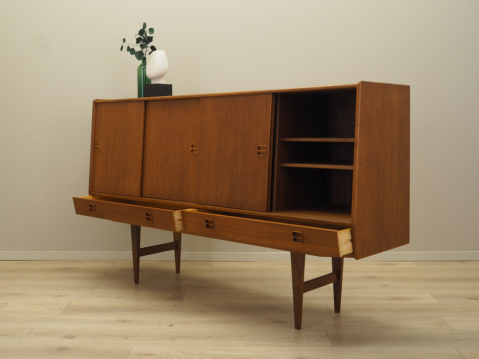 Highboard Teakholz 1960er Jahre