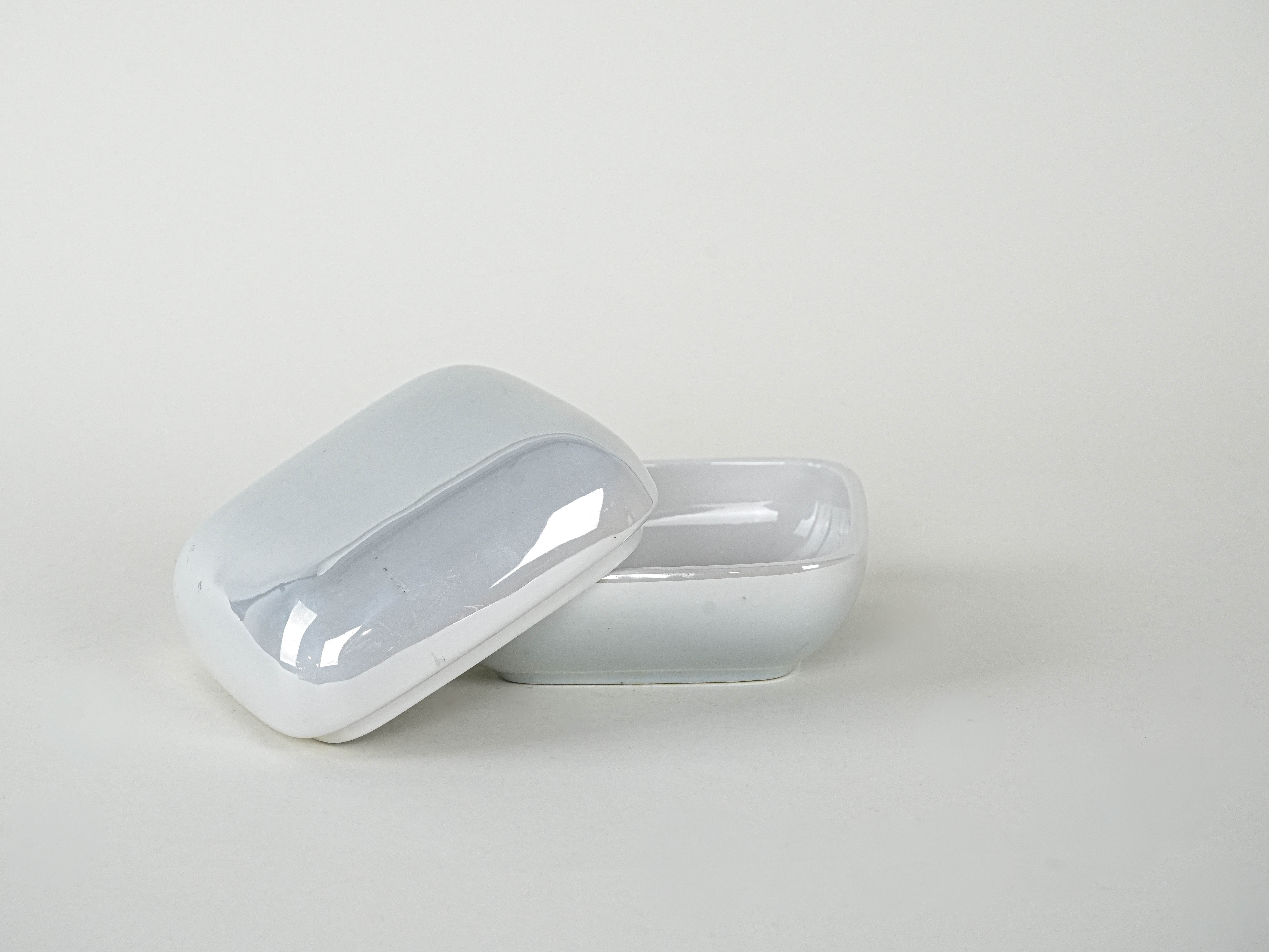 Porcelain box White 1970s