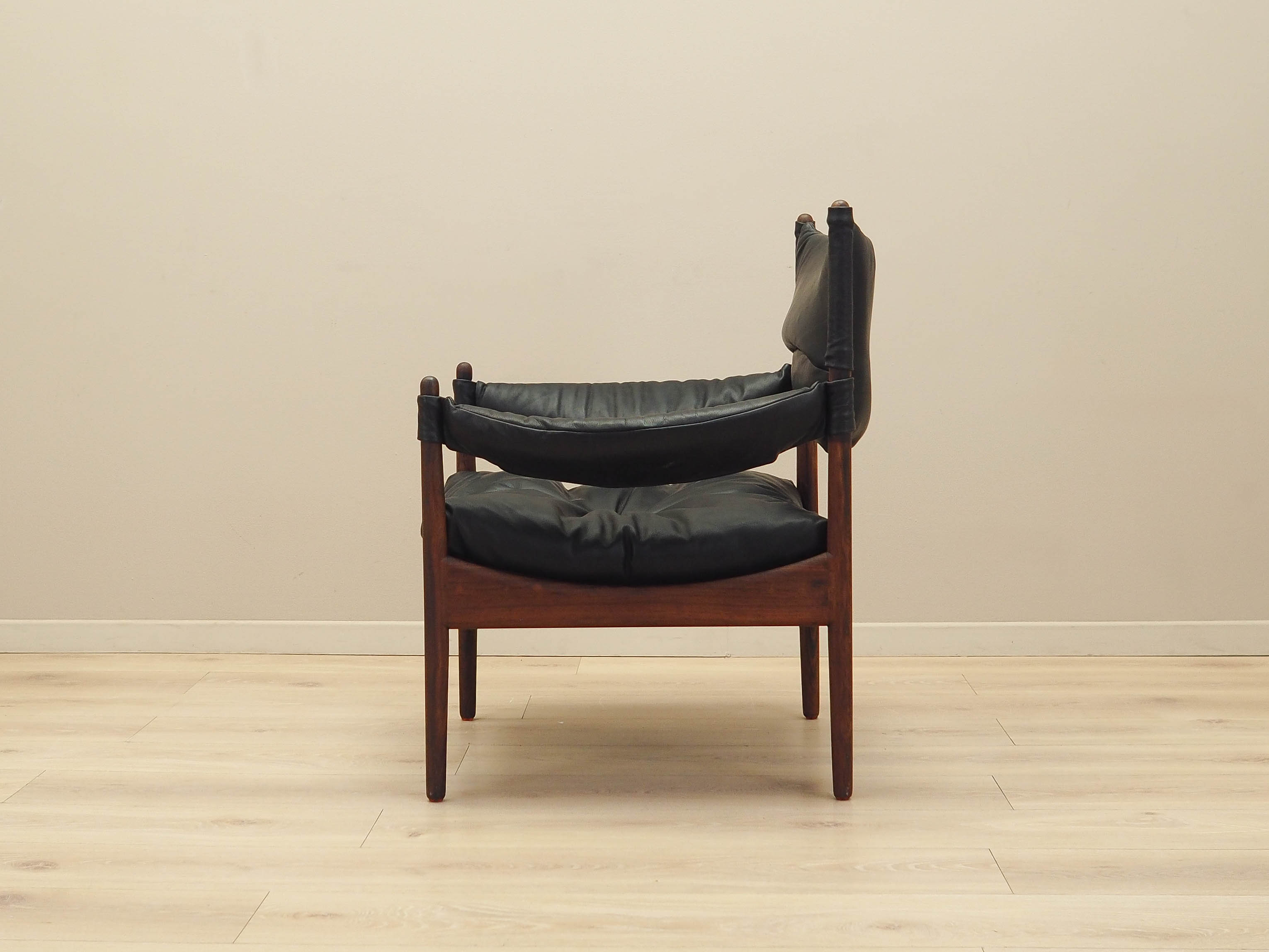 Modus Armchair Wood Leather Black 1960s