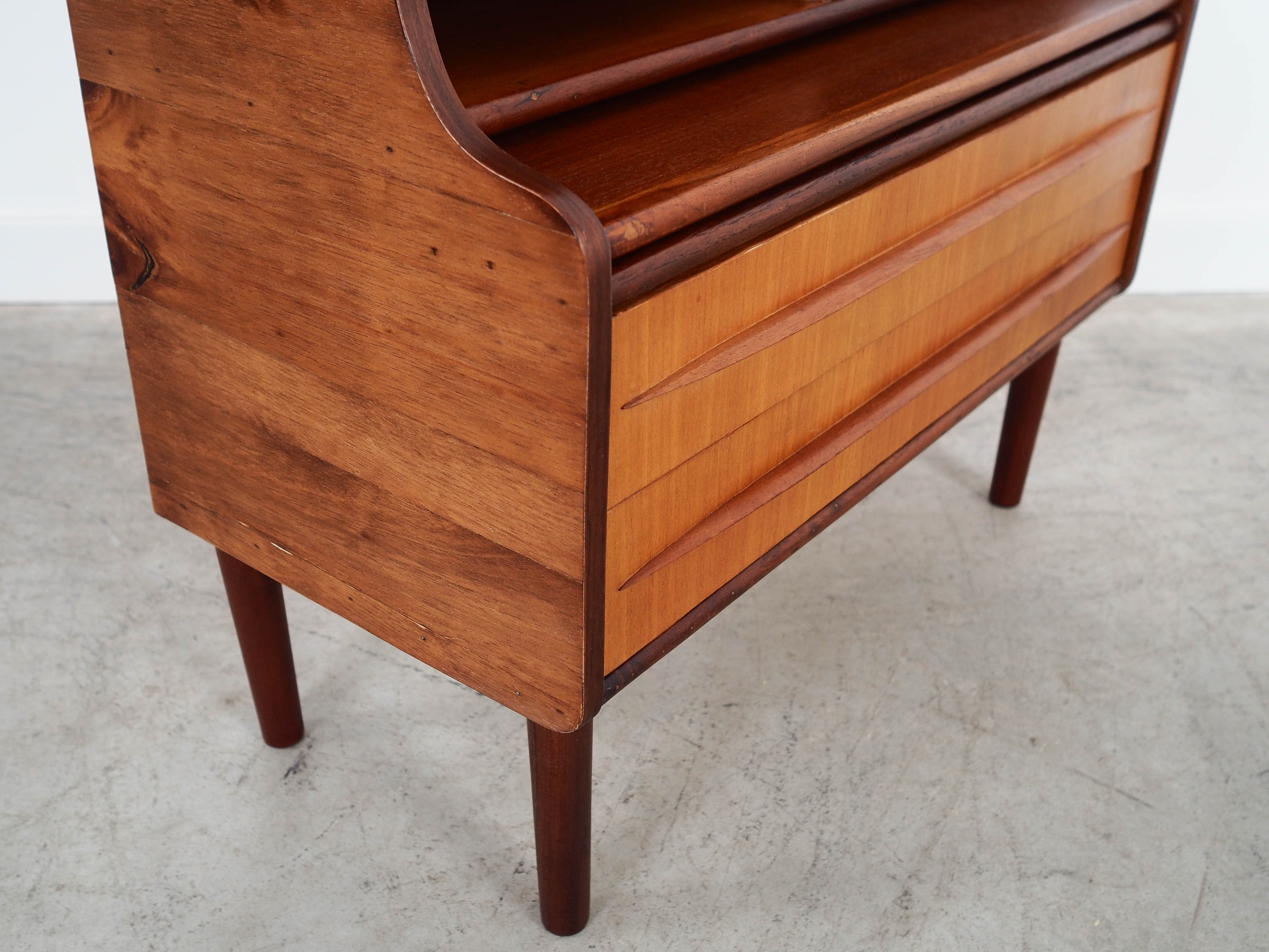 Children's desk Brown