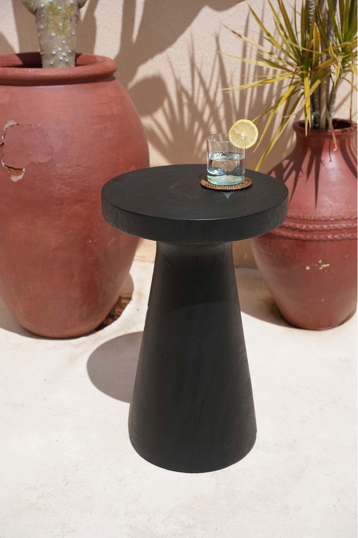 The Fiji side table Black ø40cm 1