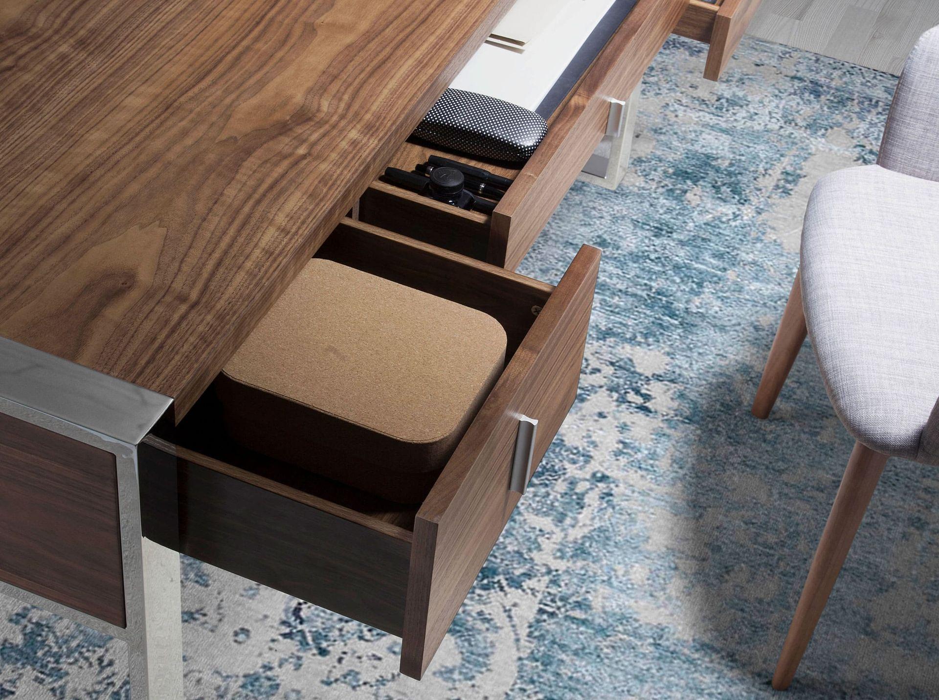 Walnut and chrome-plated steel desk 3135 7