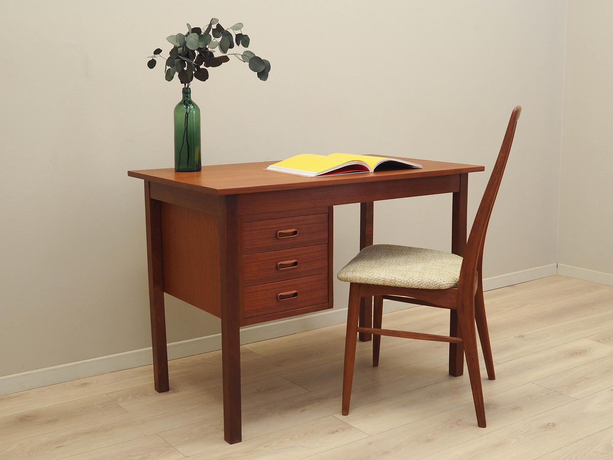 Teak-Schreibtisch Braun 1970er Jahre 2