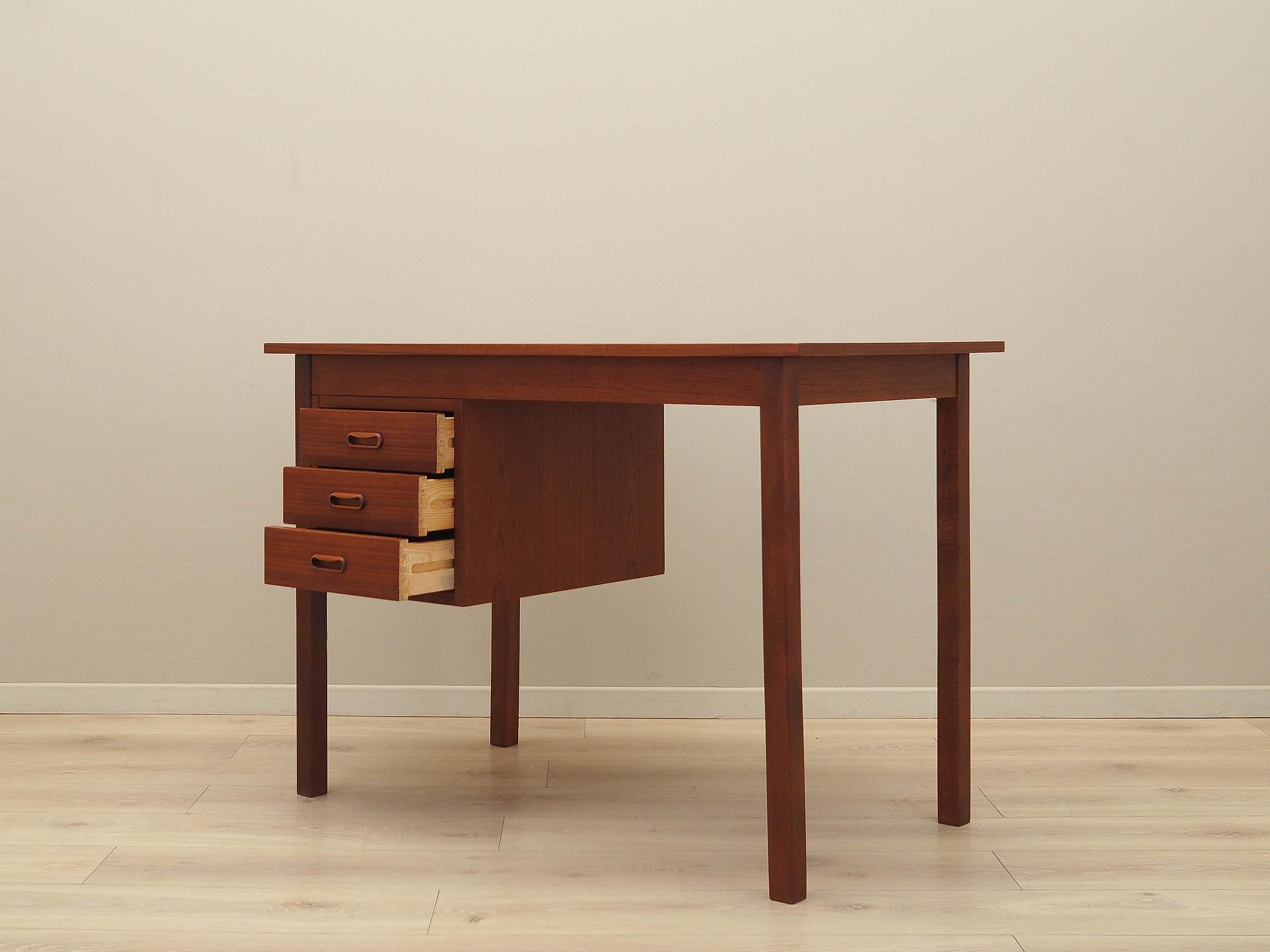 Scrivania in teak marrone anni '70 5