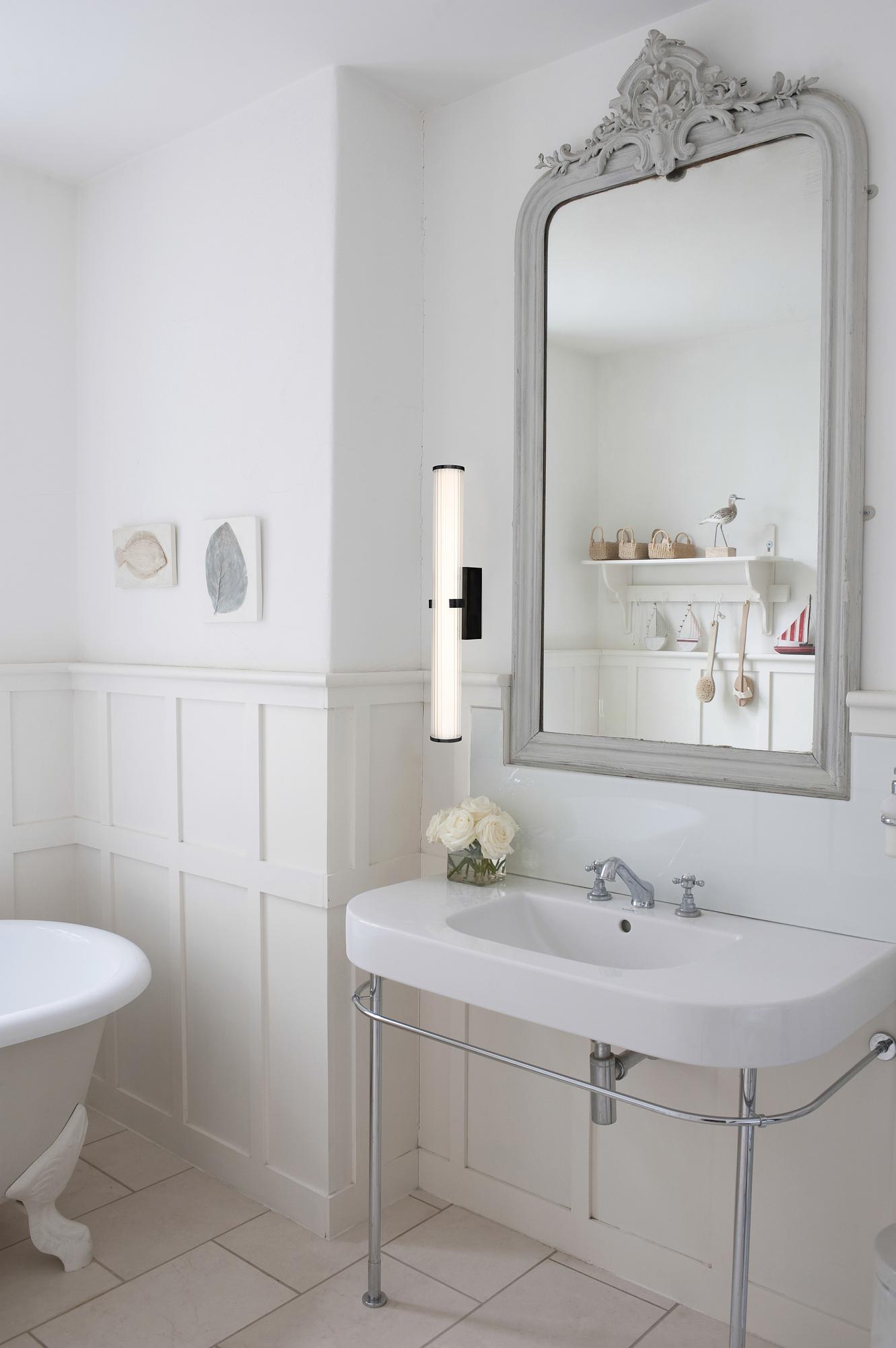 Clamp LED bathroom light steel opal glass black 2