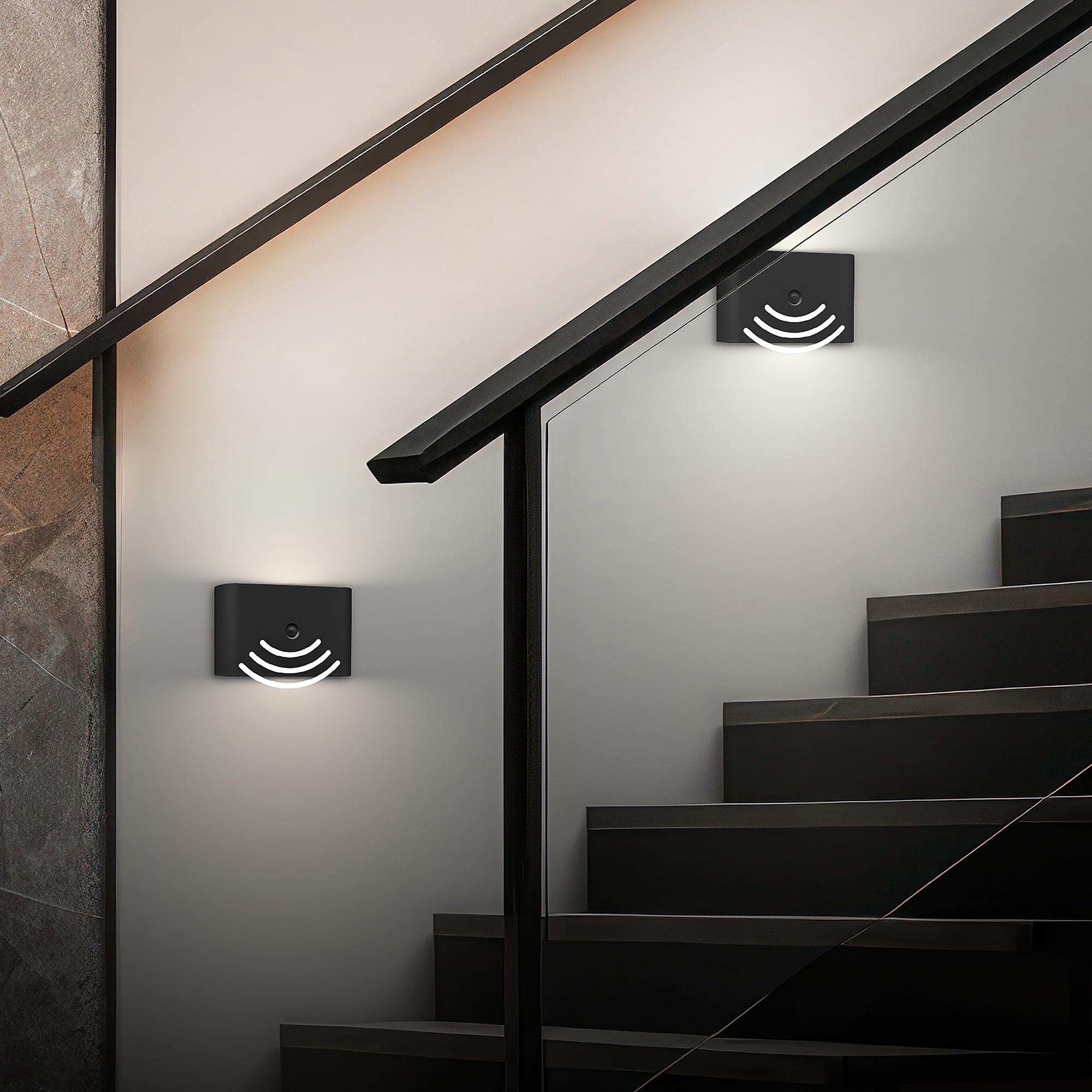 Chet LED Wall Light Sensor Black 3
