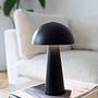 Fungi Tischleuchte 1-flammig Gusseisen Schwarz 2