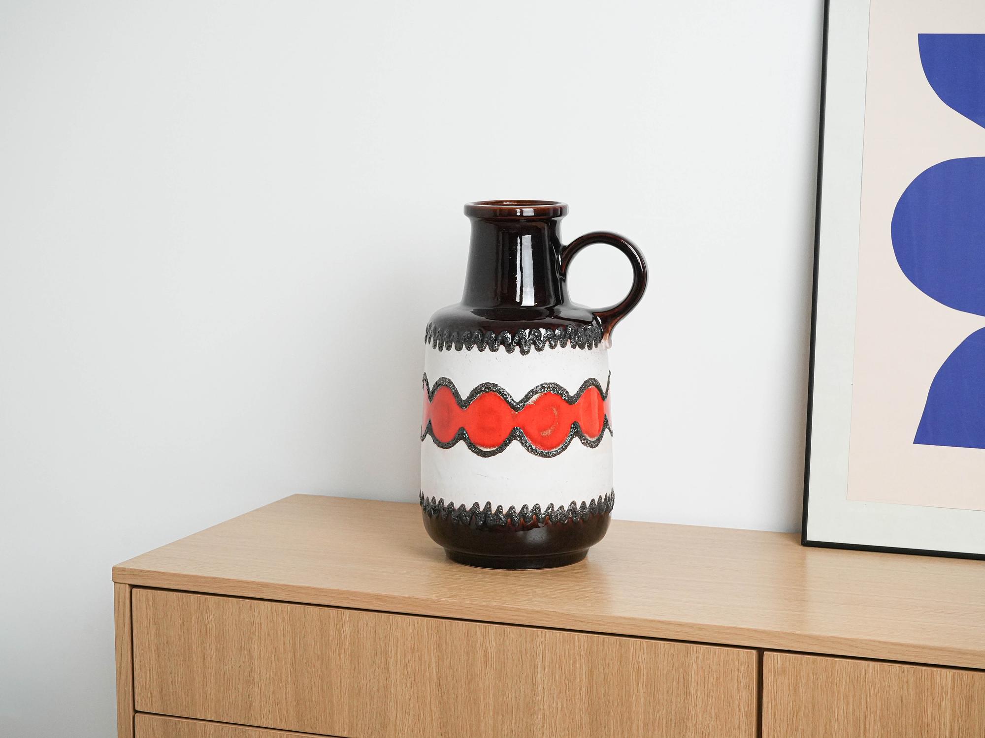 Keramikvase mit Henkel 1960er Jahre 7