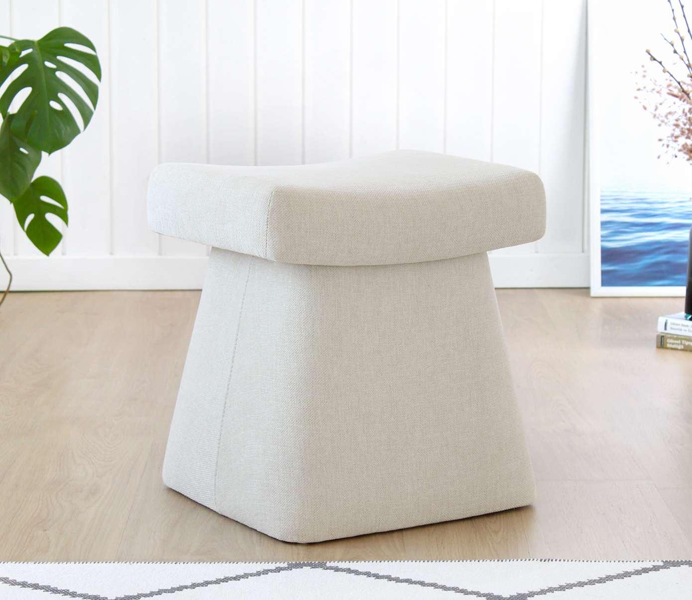 Gurrata Stool Cotton Cream 1