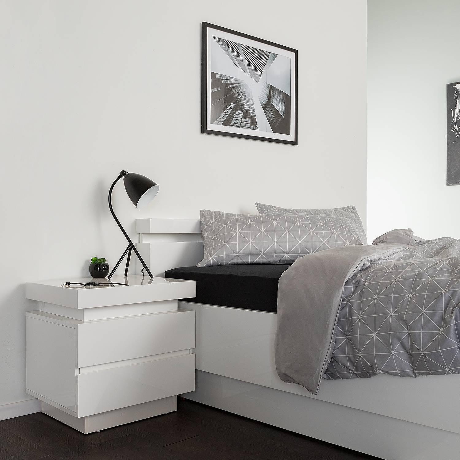 Nightstand White 2