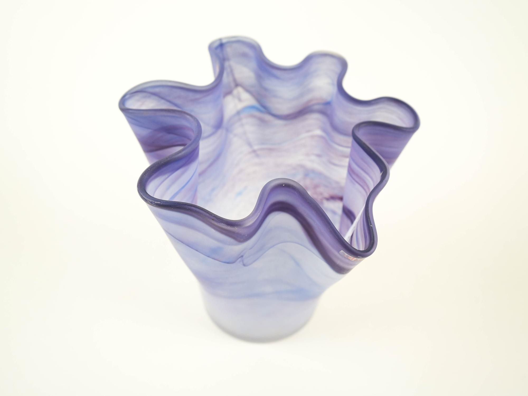 Tulip Vase Purple 1970s 4